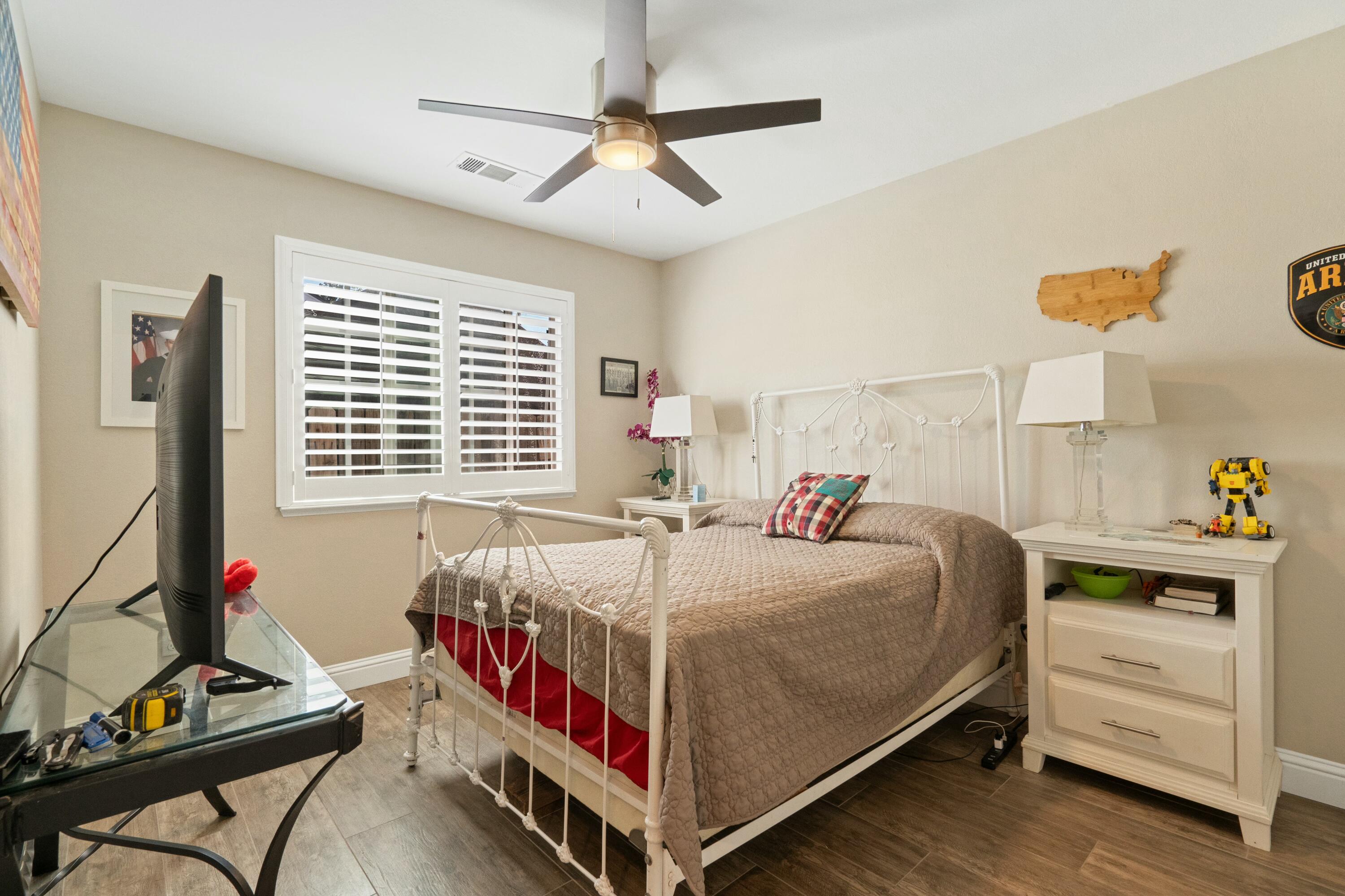 1103 N Vista St, Visalia, CA 93292