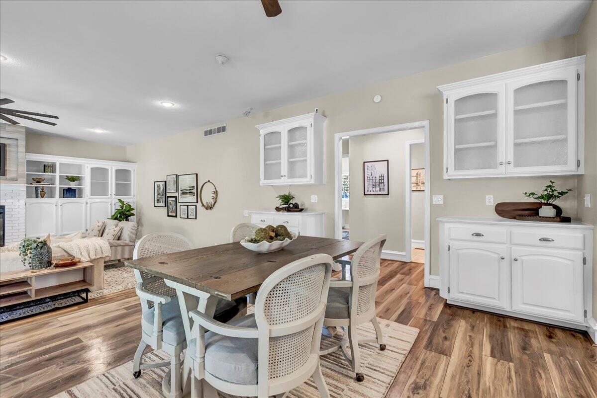 2511 E Harter Ct, Visalia, CA 93292