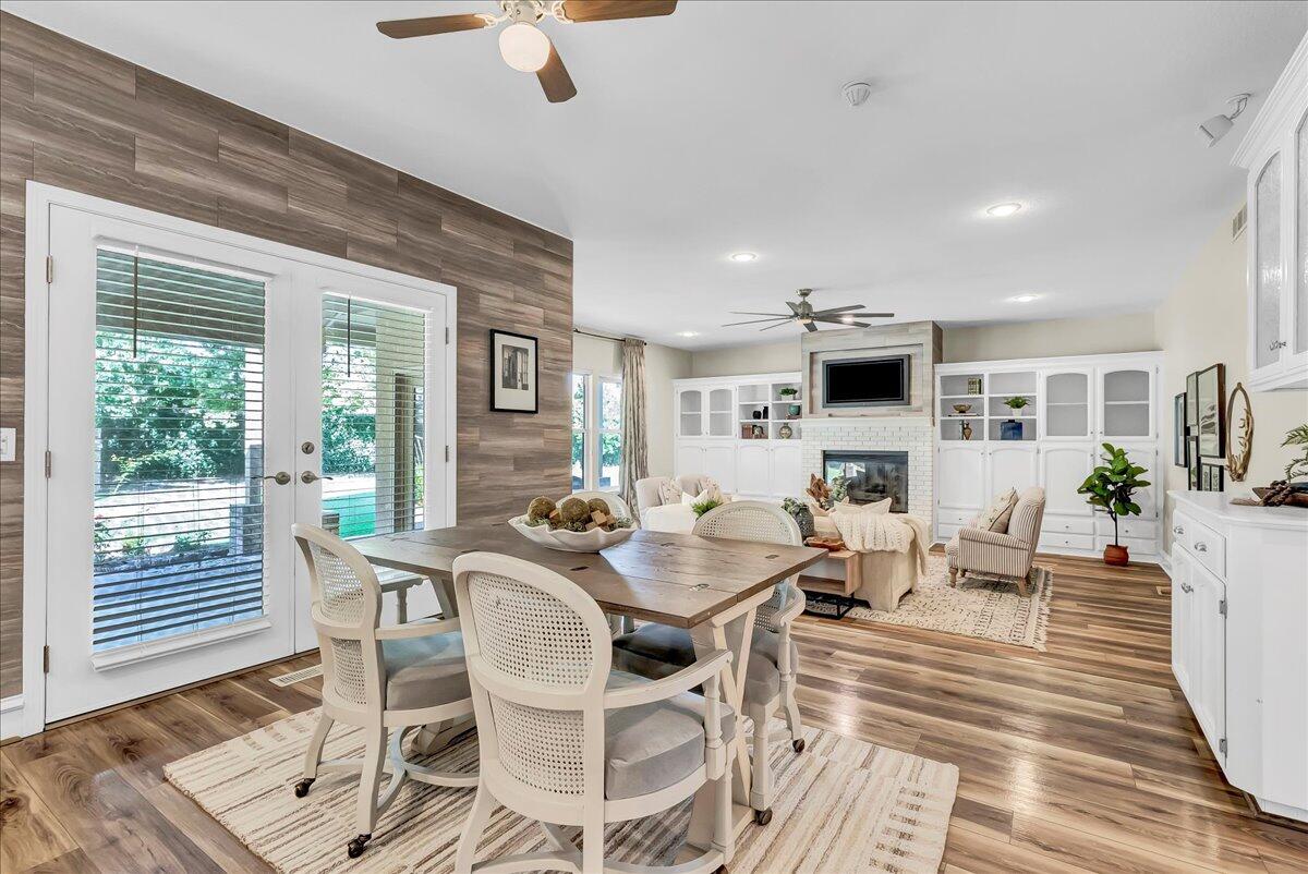 2511 E Harter Ct, Visalia, CA 93292