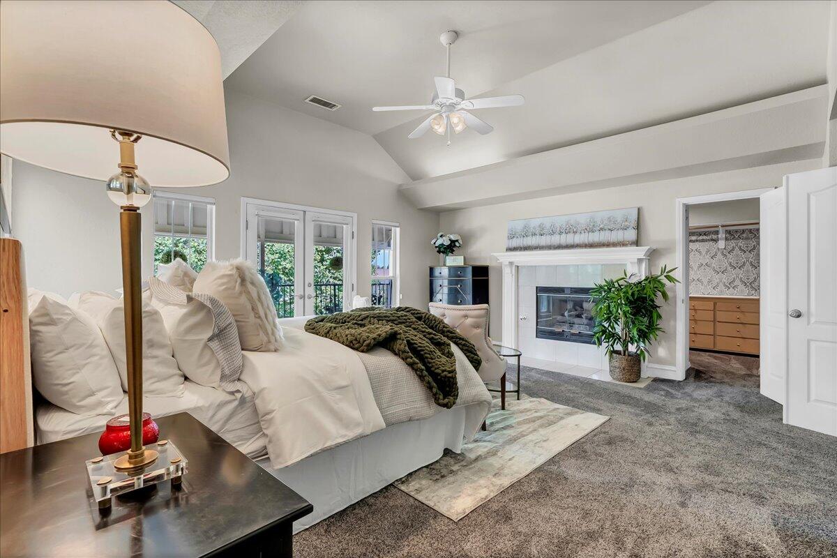 2511 E Harter Ct, Visalia, CA 93292