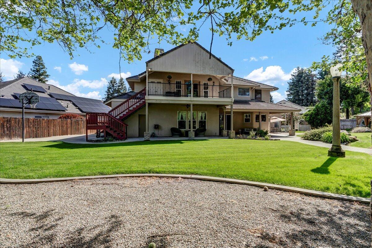 2511 E Harter Ct, Visalia, CA 93292