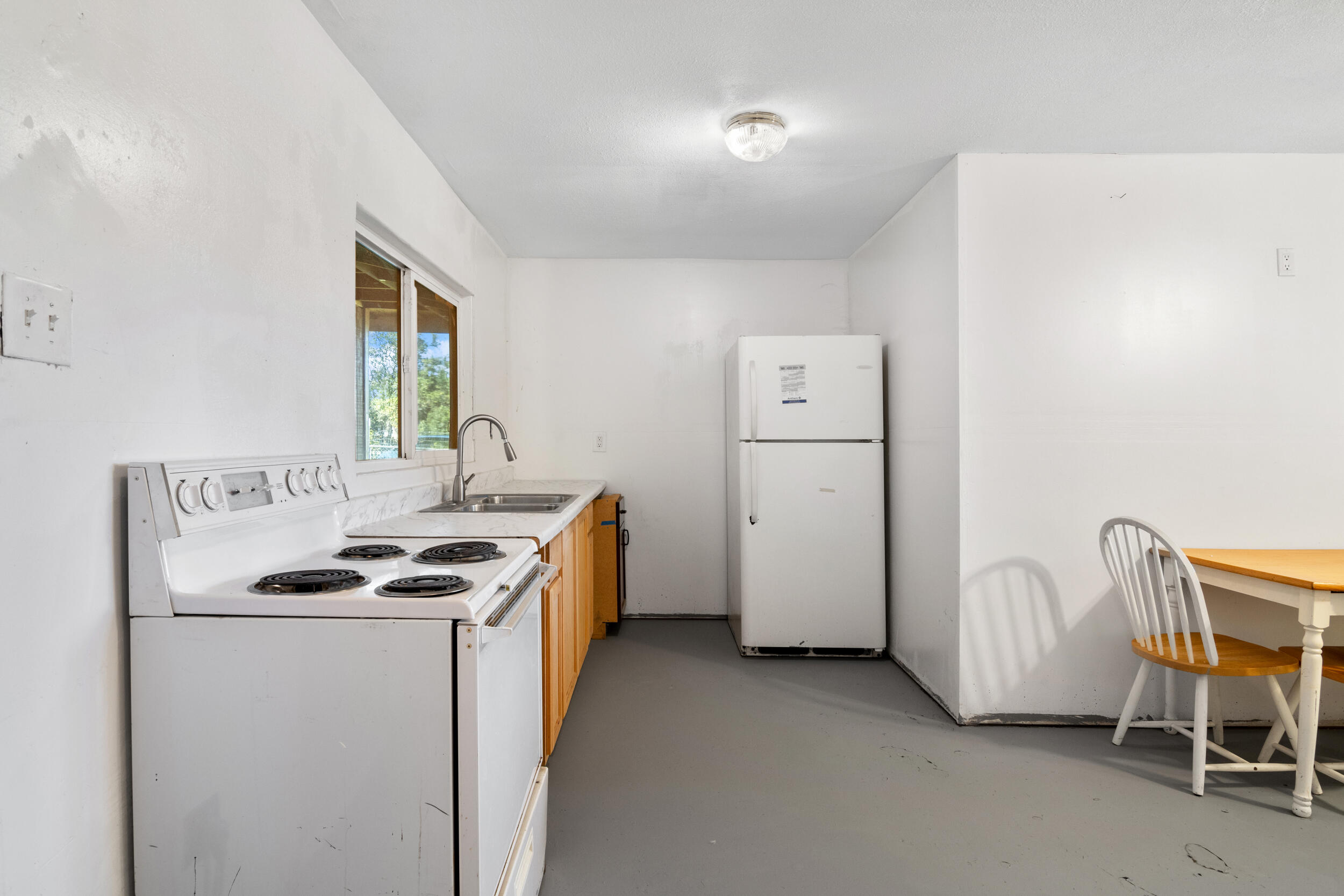 30500 Road 72 #A, Visalia, CA 93291