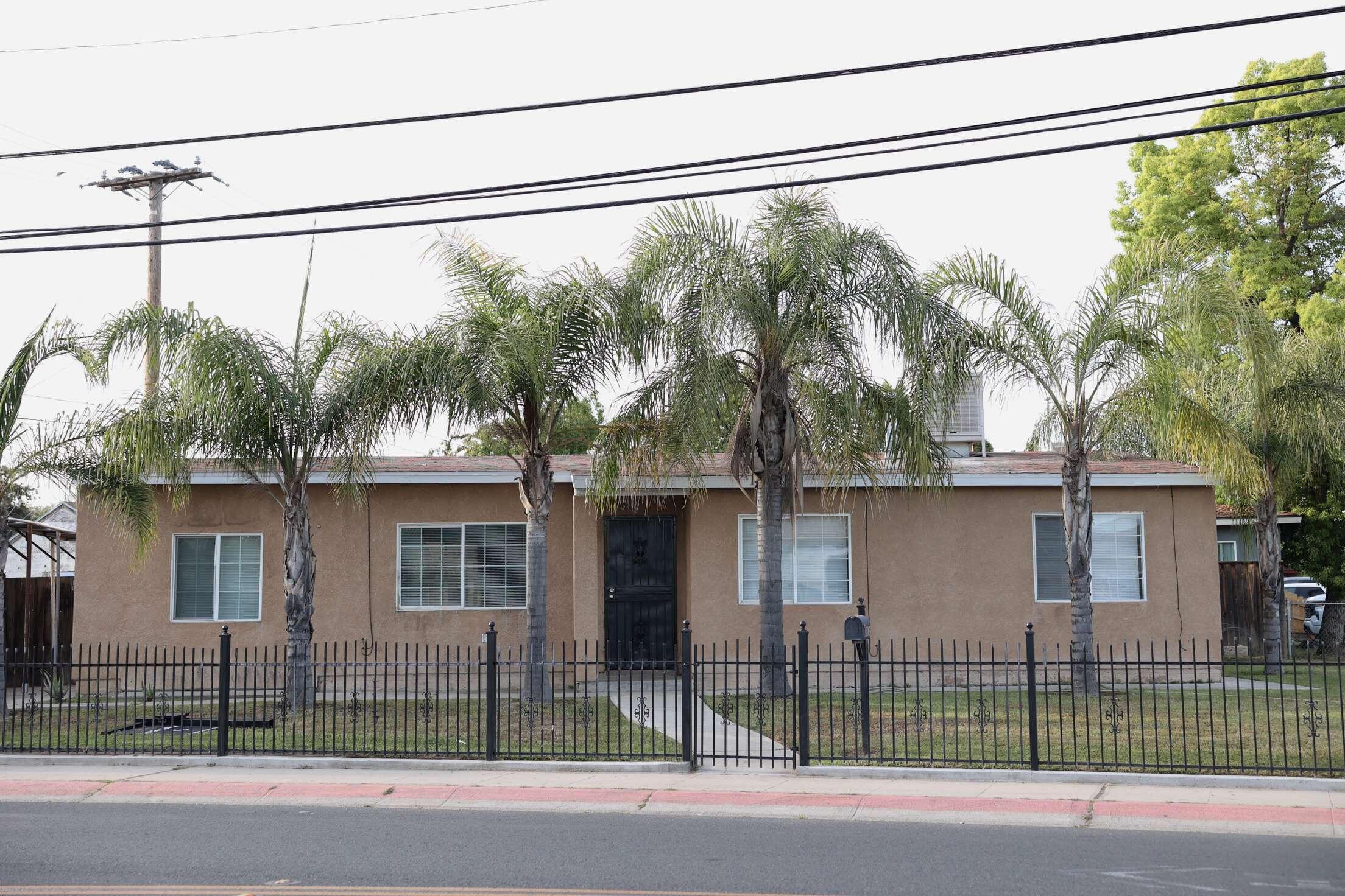 2014 W Houston Ave, Visalia, CA 93291