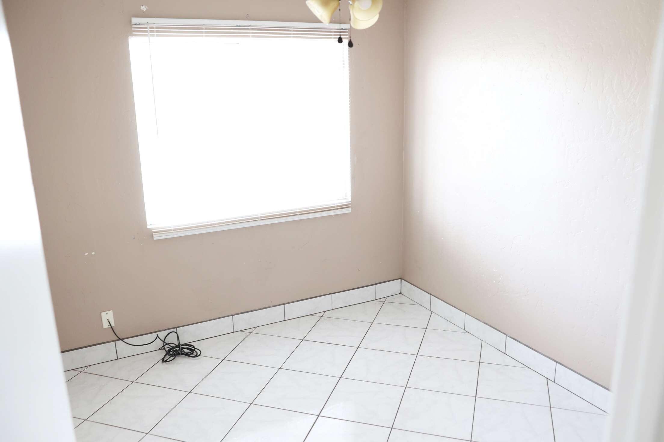 2014 W Houston Ave, Visalia, CA 93291