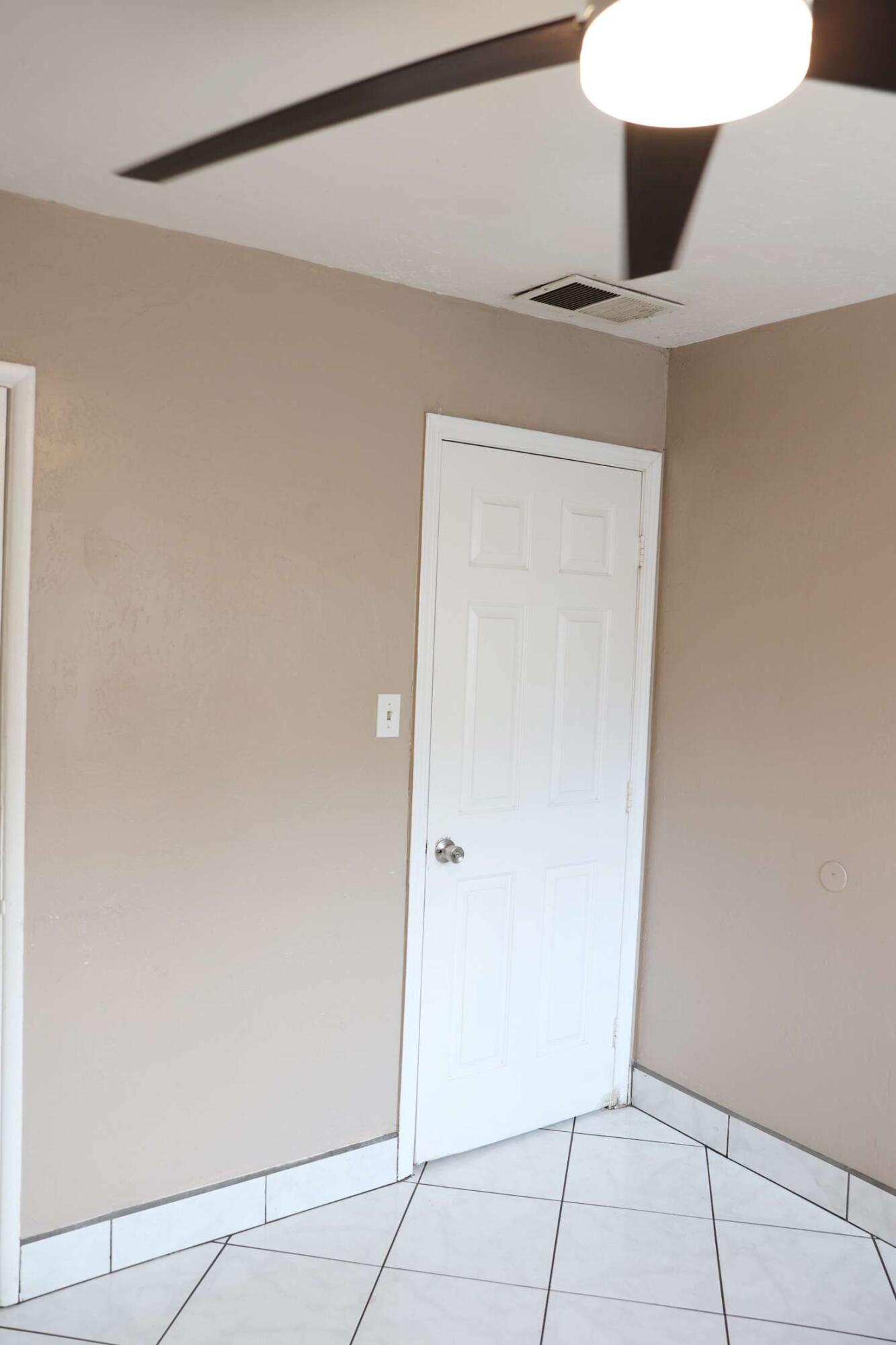 2014 W Houston Ave, Visalia, CA 93291