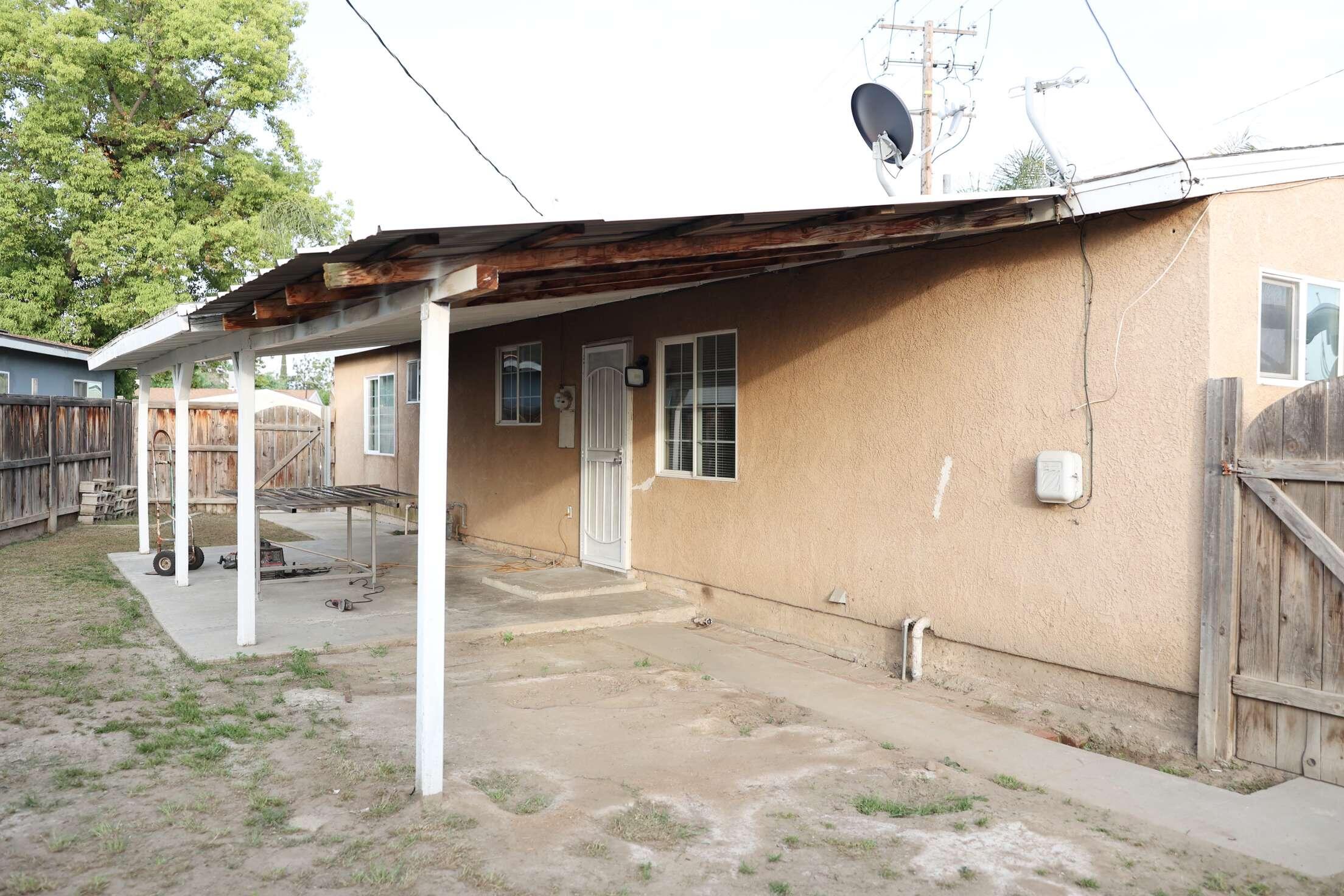 2014 W Houston Ave, Visalia, CA 93291