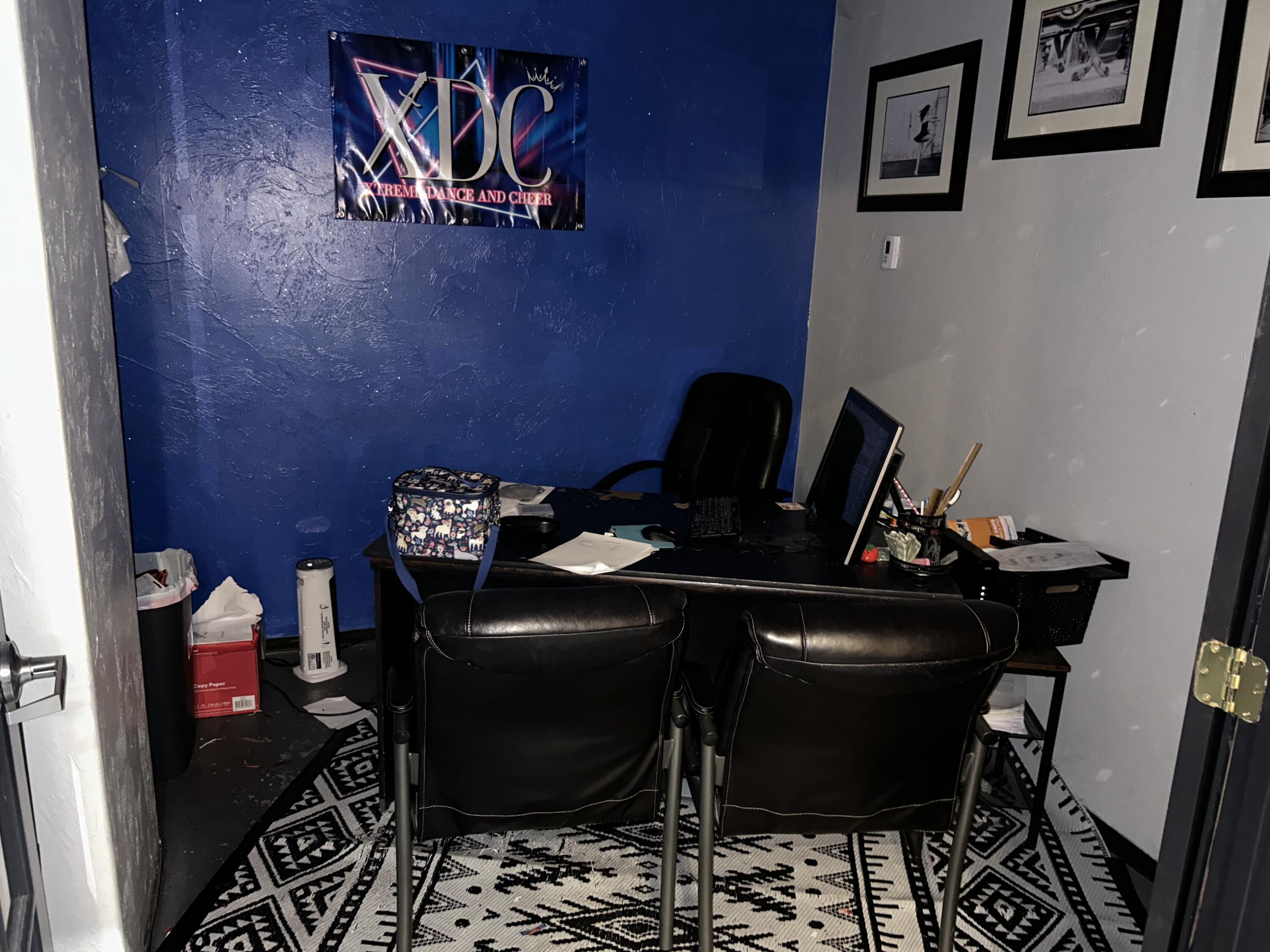 1129 E Batavia Ct, Tulare, CA 93274