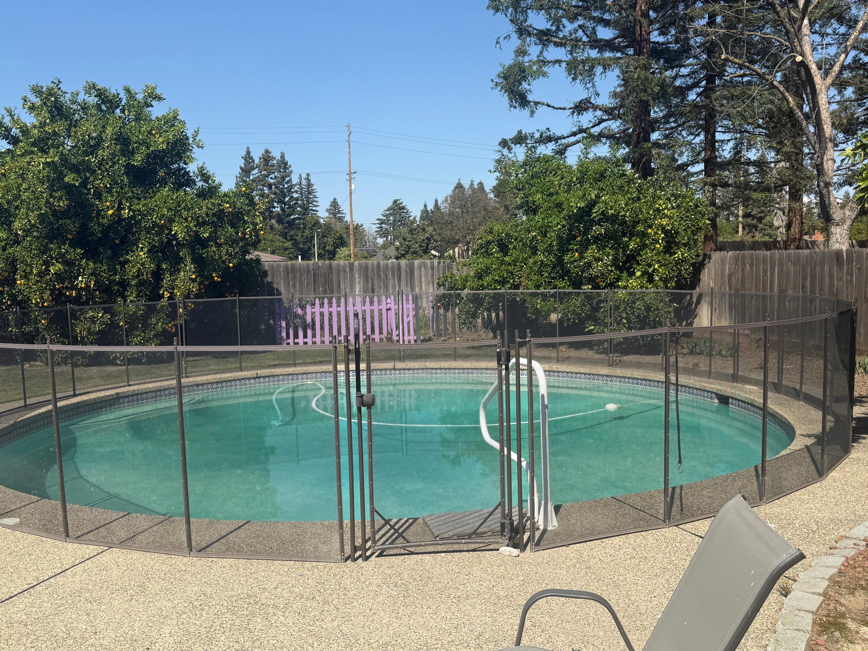 5730 W Laura Ct, Visalia, CA 93277