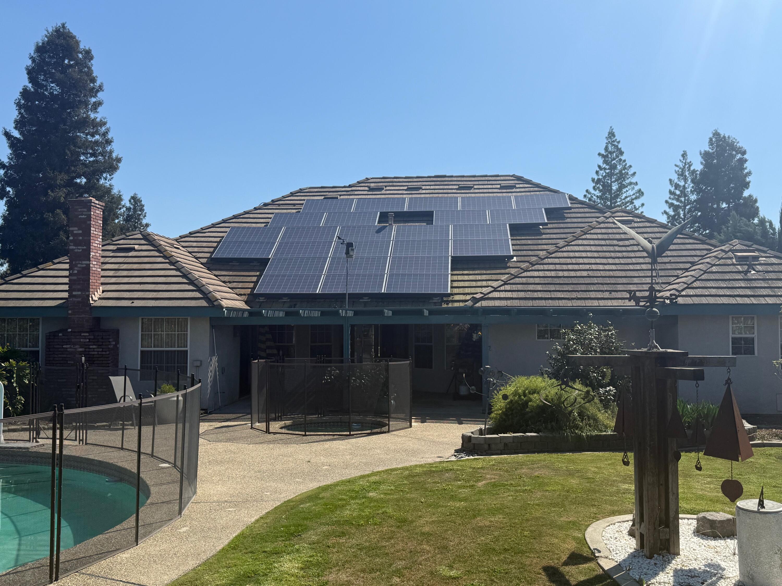 5730 W Laura Ct, Visalia, CA 93277