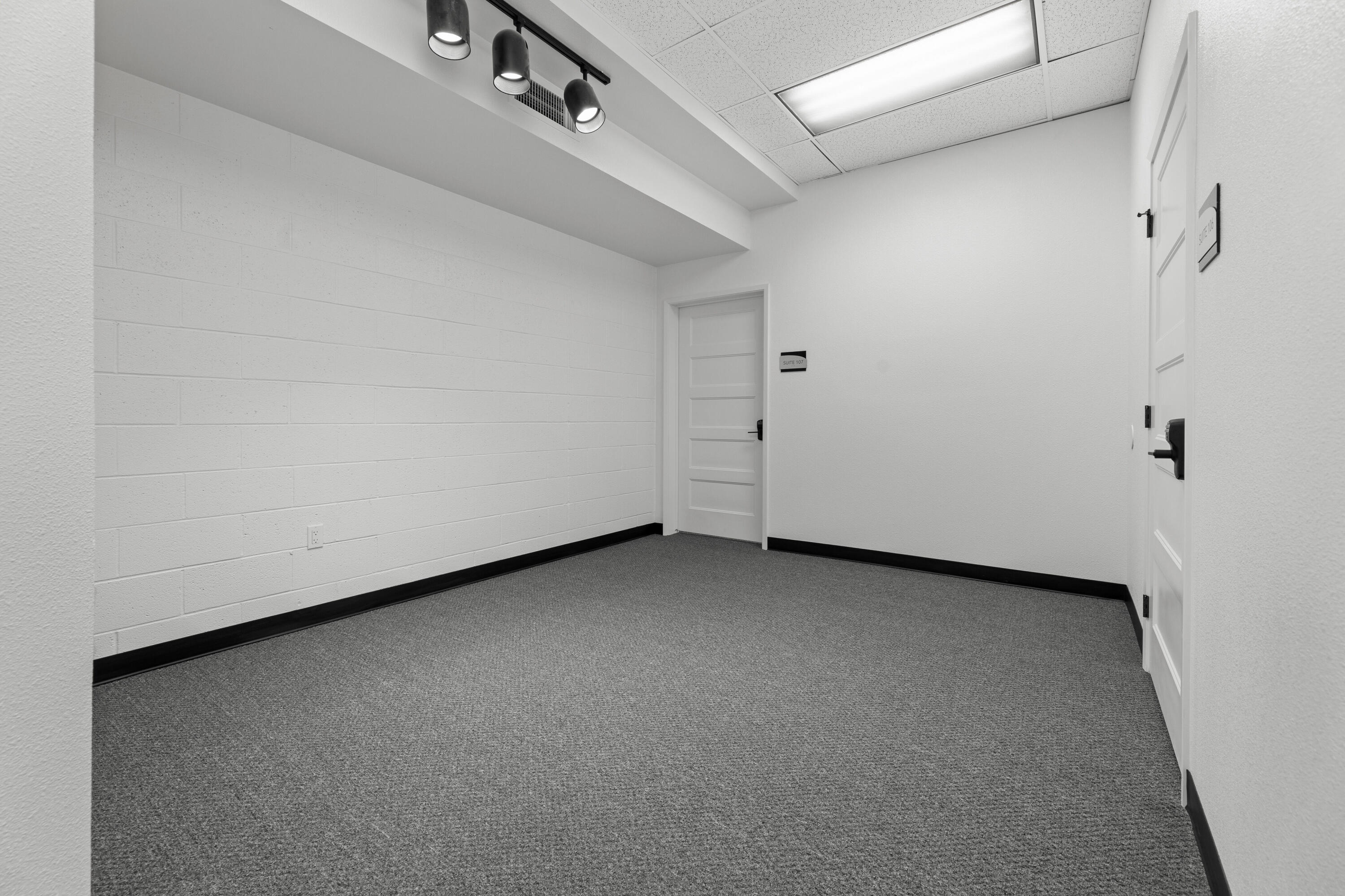 2008 W Dorothea Ave, Visalia, CA 93277