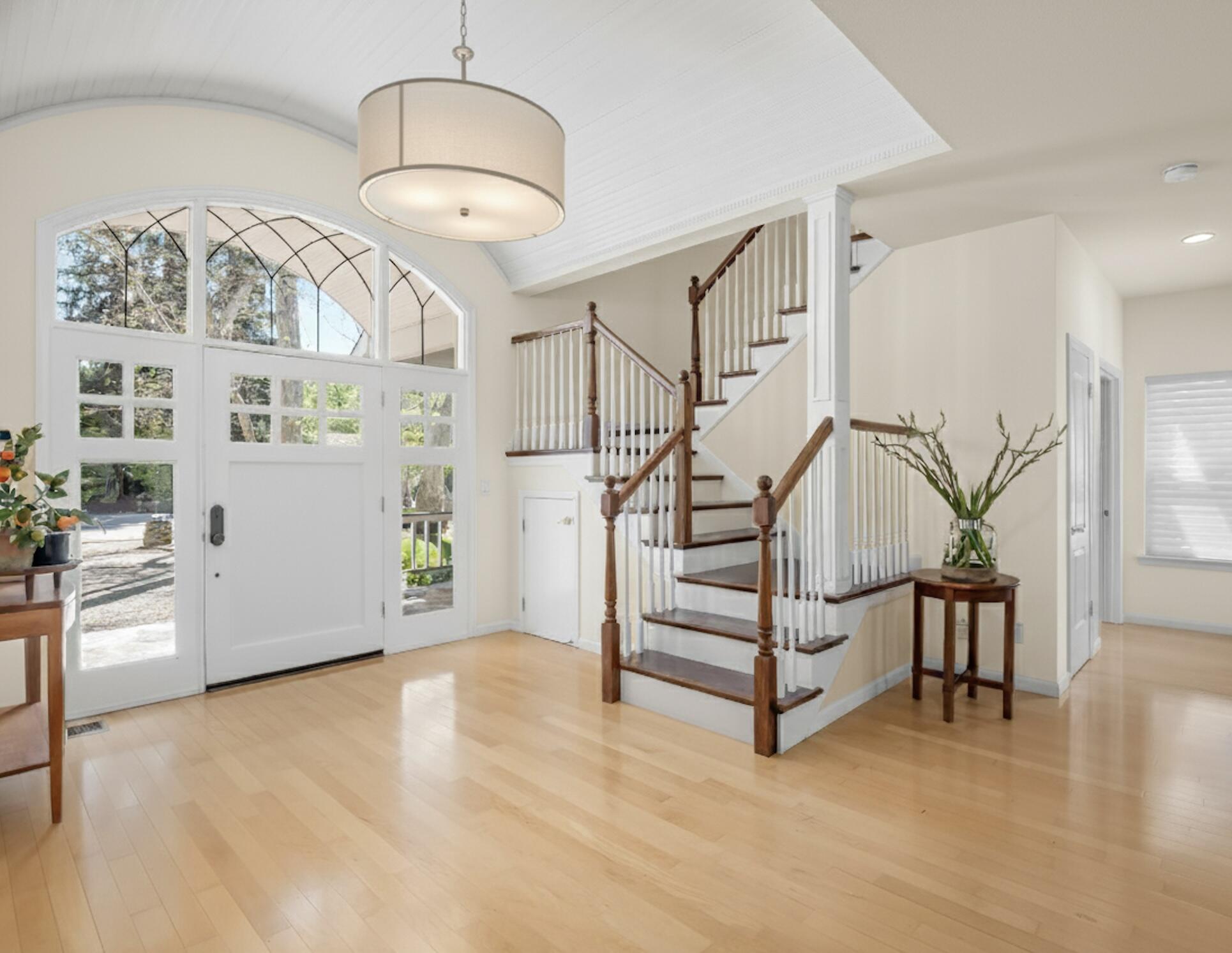 93 Wood Duck Dr, Sanger, CA 93657