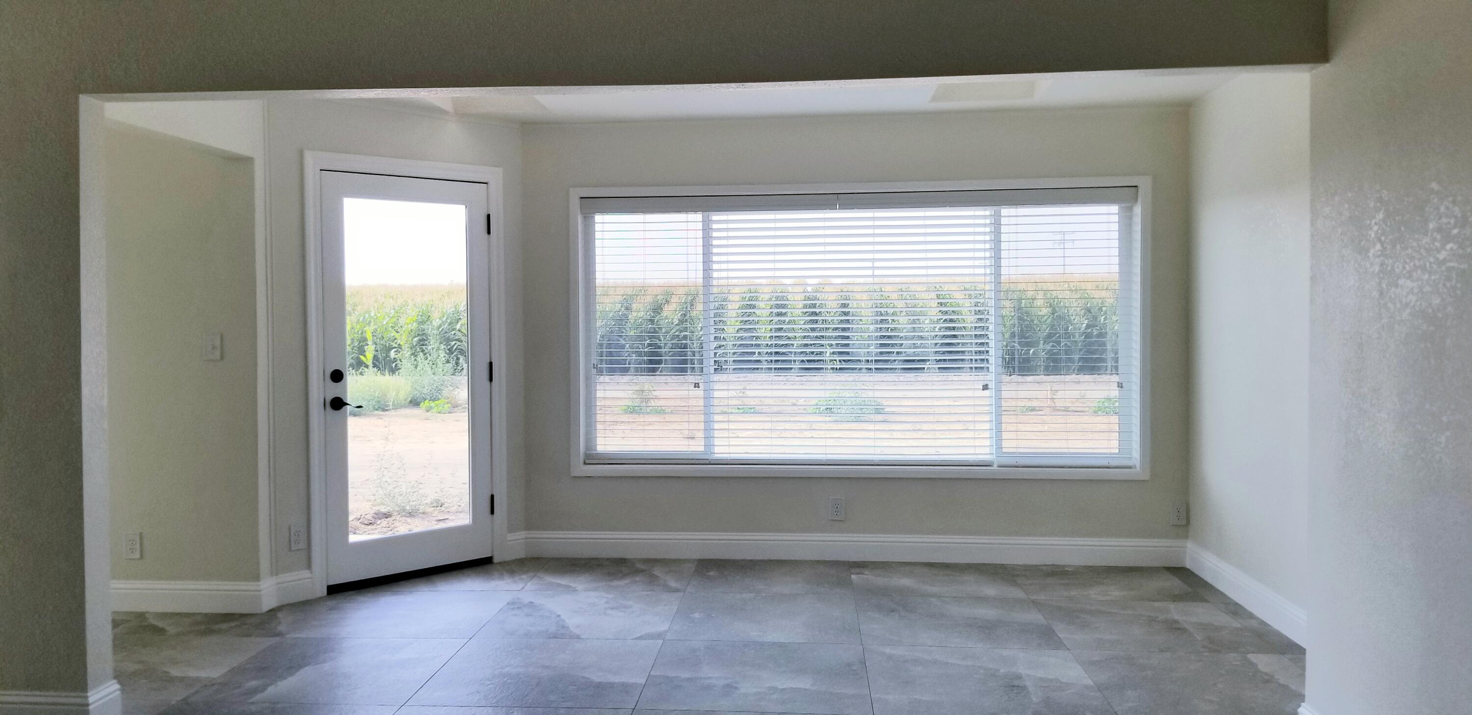 27122 Rd 56, Visalia, CA 93277