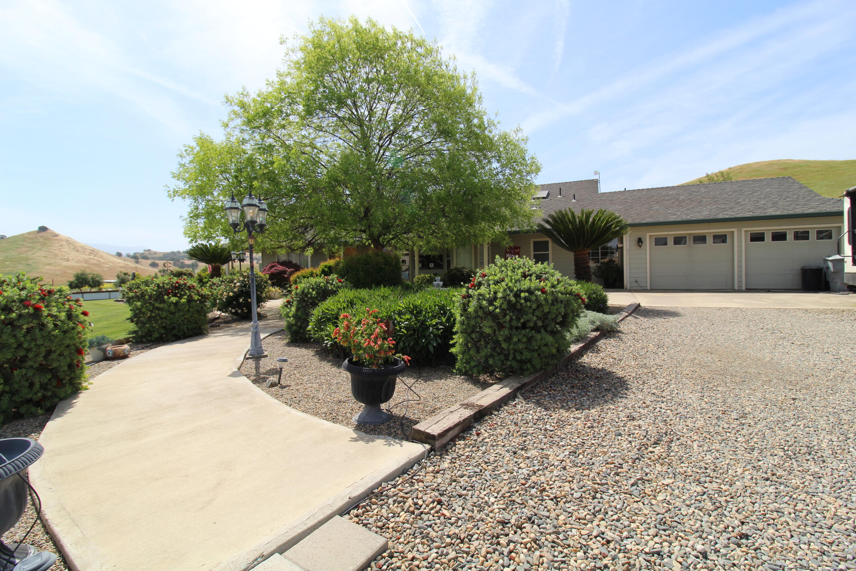 31417 Dahlem Dr, Exeter, CA 93221