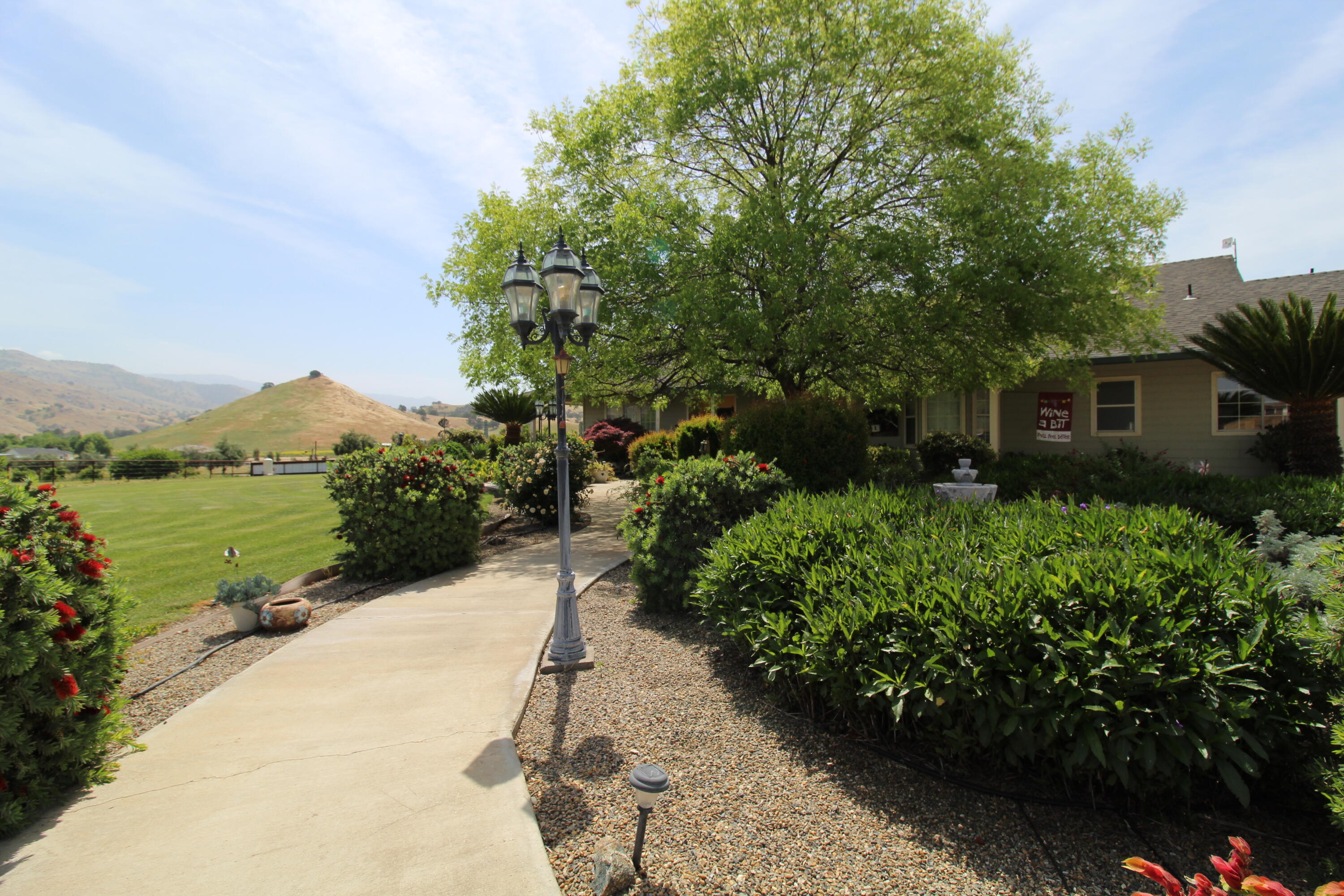 31417 Dahlem Dr, Exeter, CA 93221