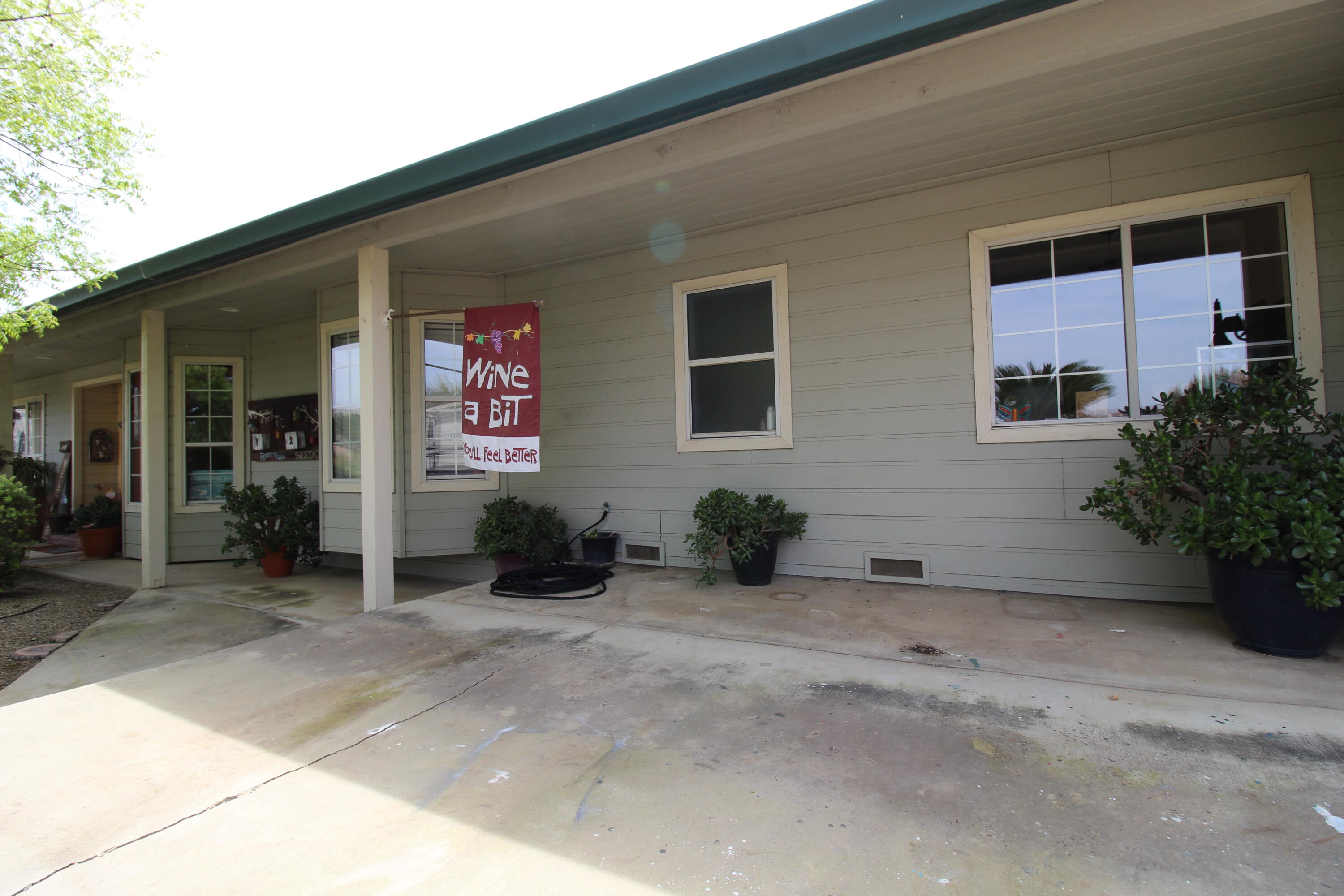 31417 Dahlem Dr, Exeter, CA 93221