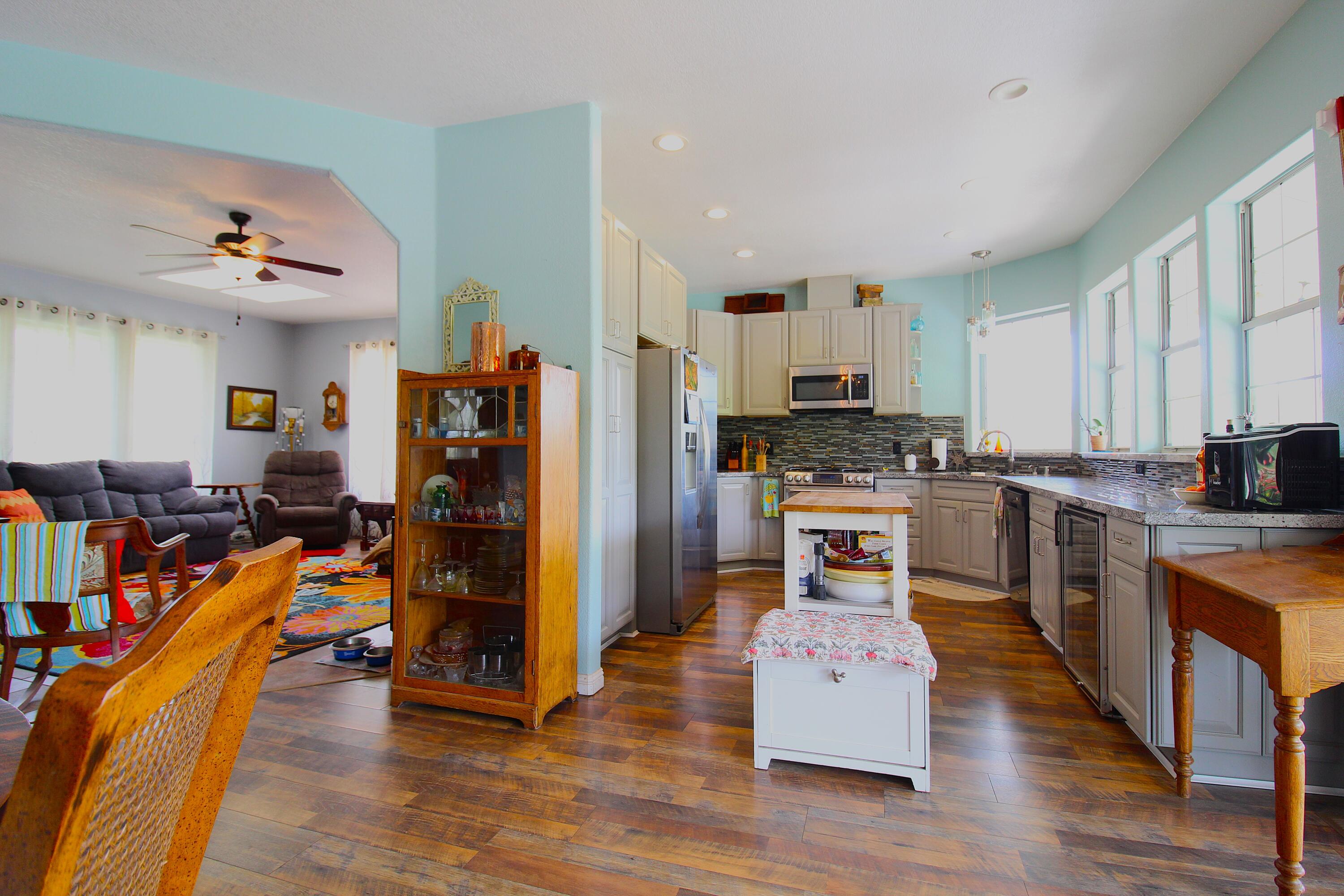 31417 Dahlem Dr, Exeter, CA 93221