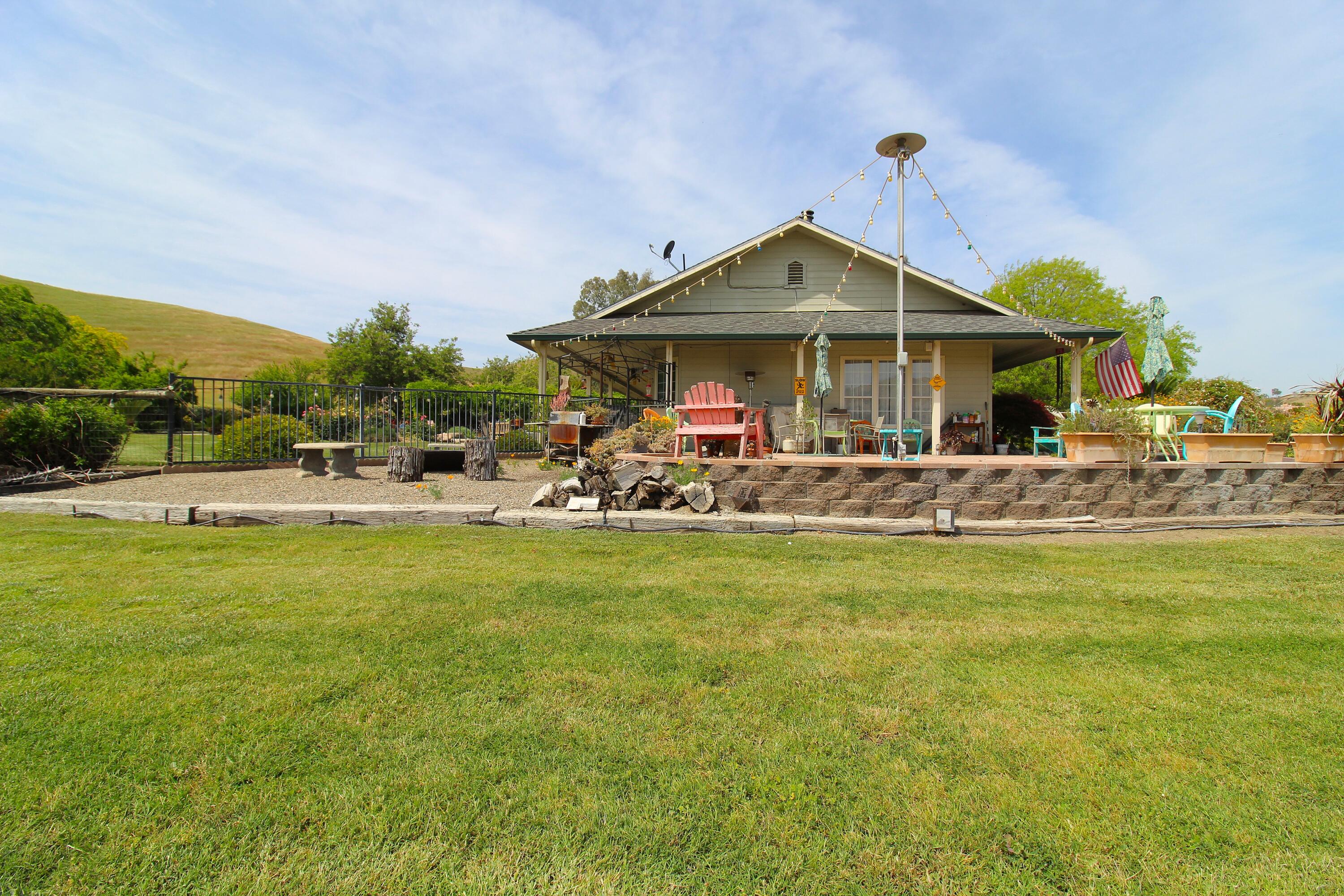 31417 Dahlem Dr, Exeter, CA 93221