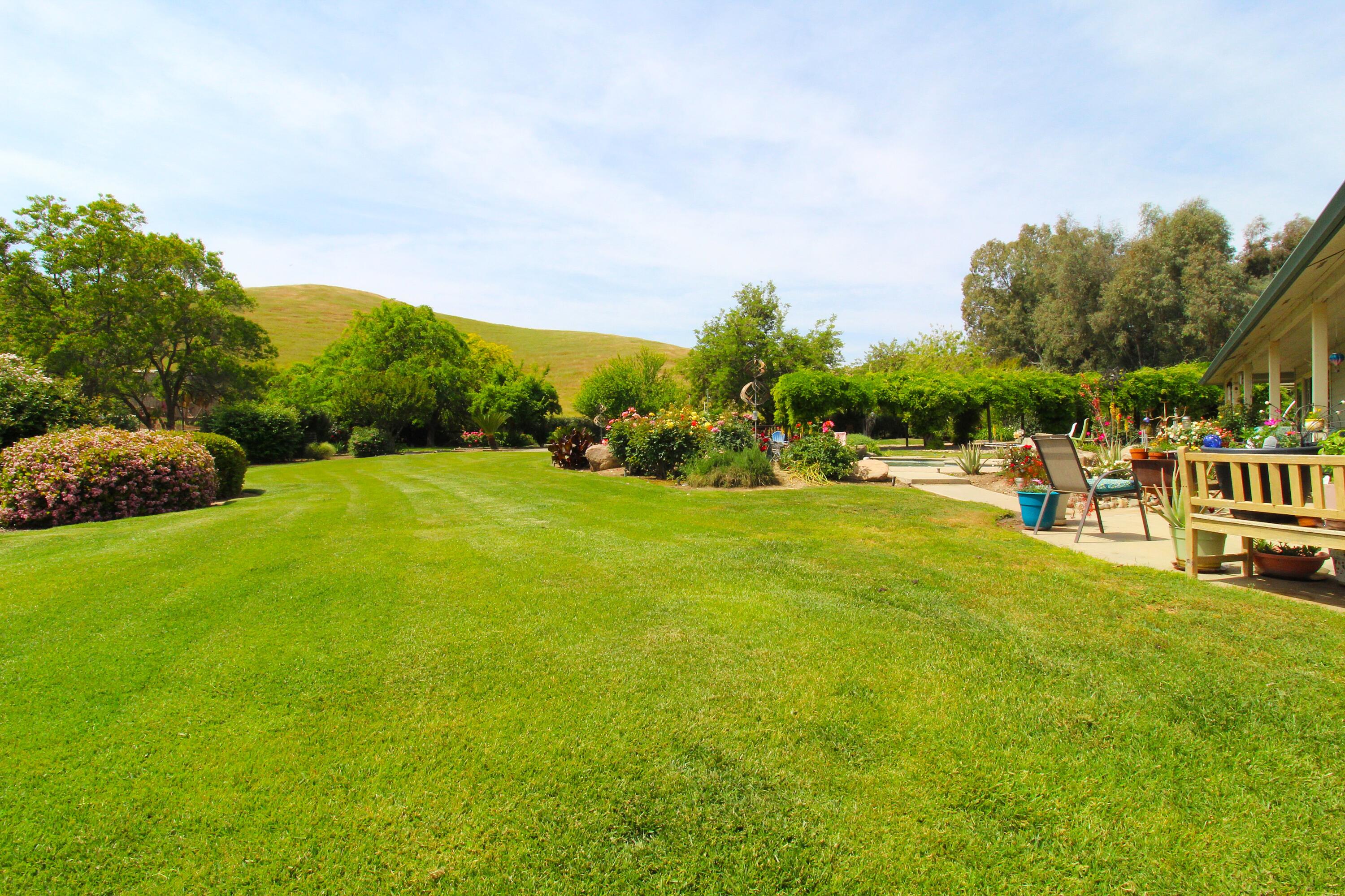 31417 Dahlem Dr, Exeter, CA 93221