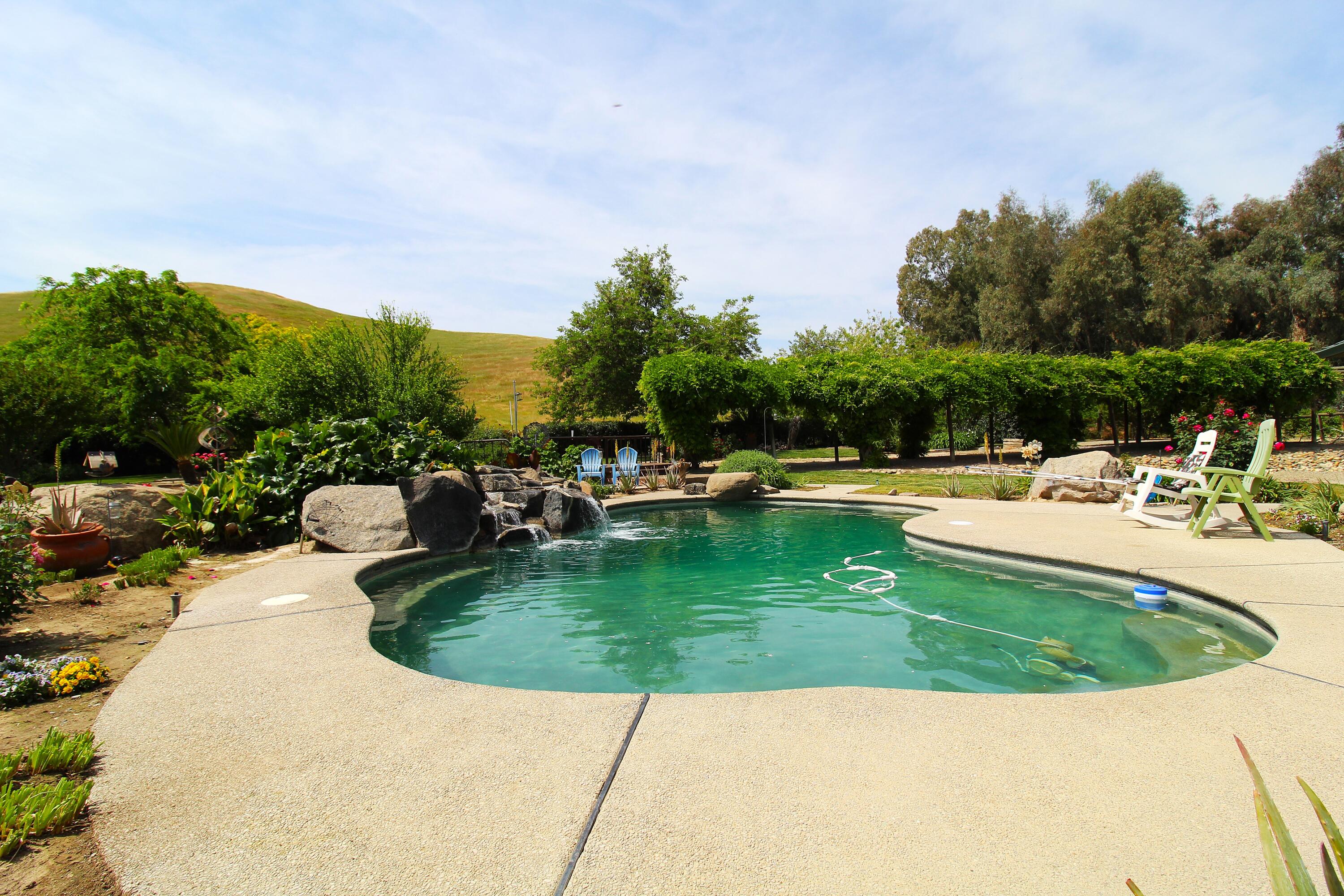 31417 Dahlem Dr, Exeter, CA 93221