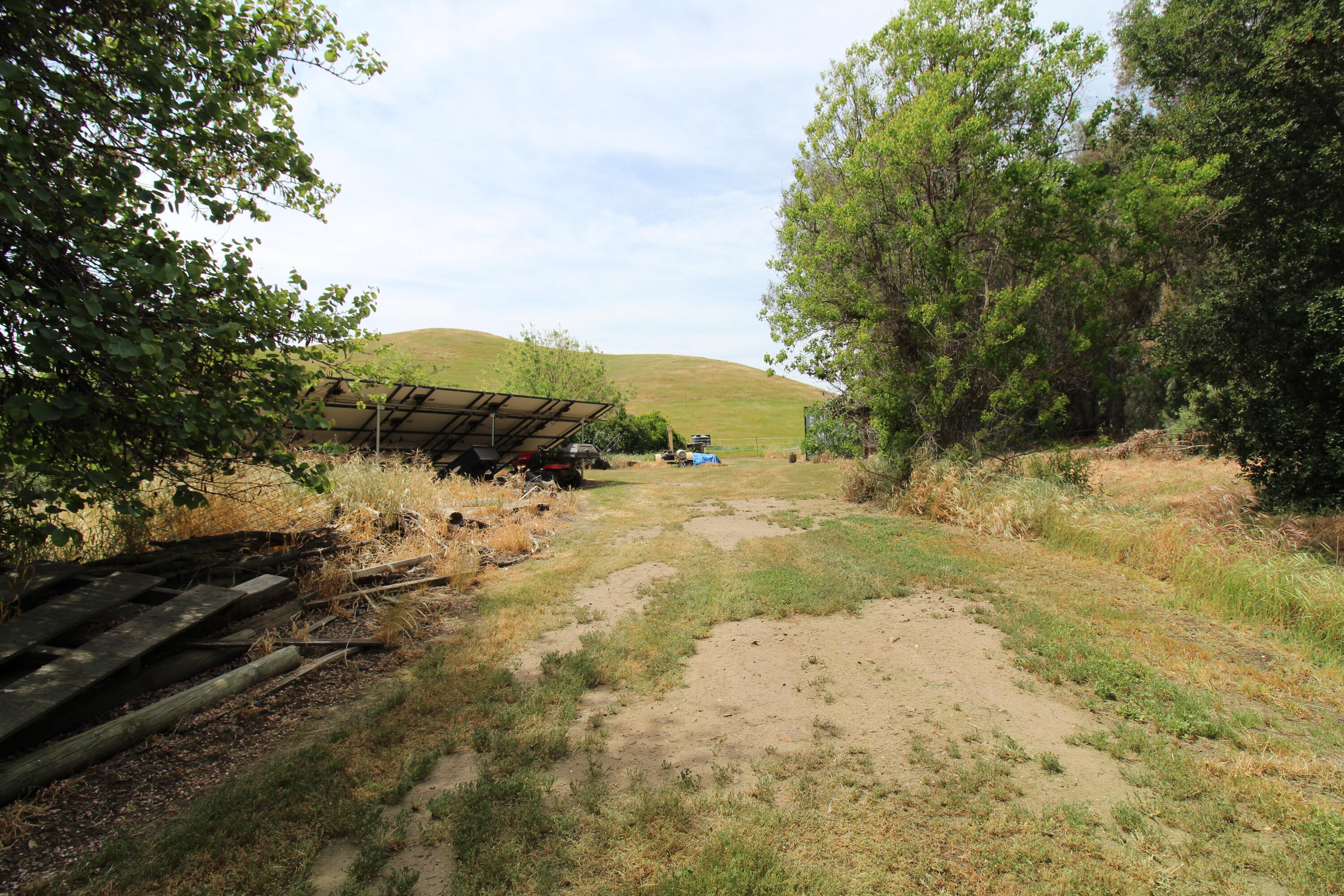 31417 Dahlem Dr, Exeter, CA 93221