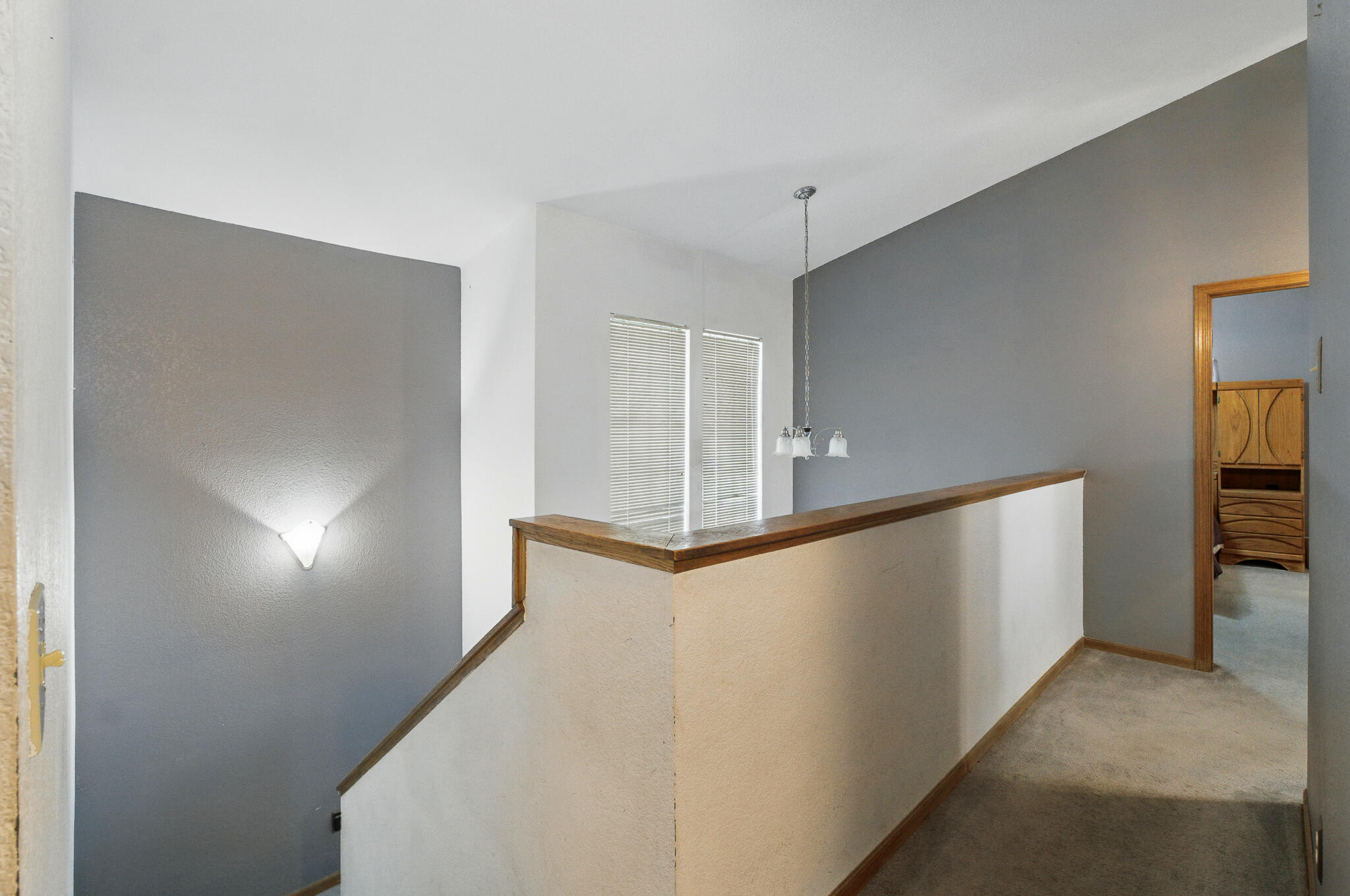 1977 Irving Cir, Tulare, CA 93274