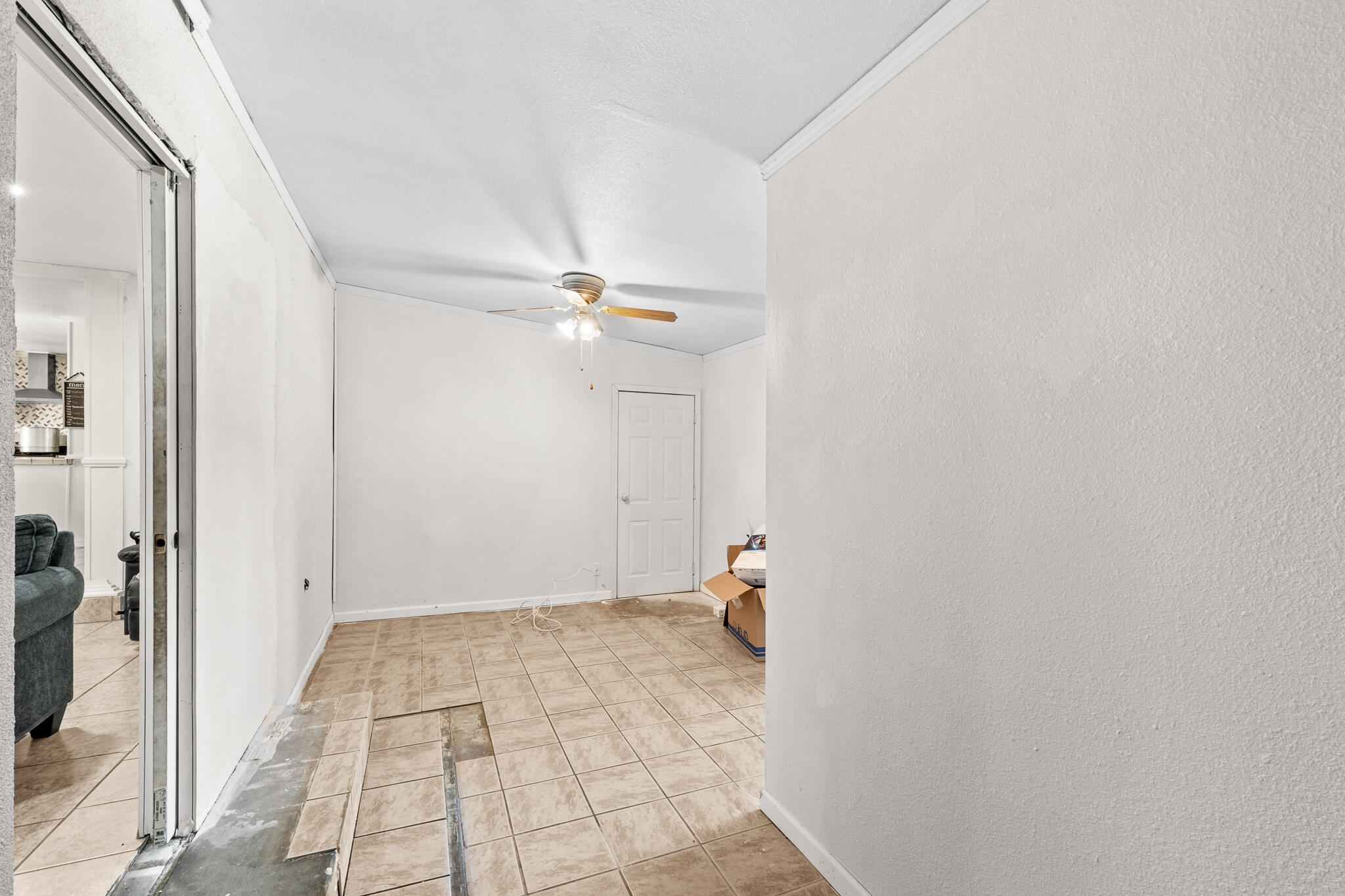 12967 Walnut Ave, Orosi, CA 93647