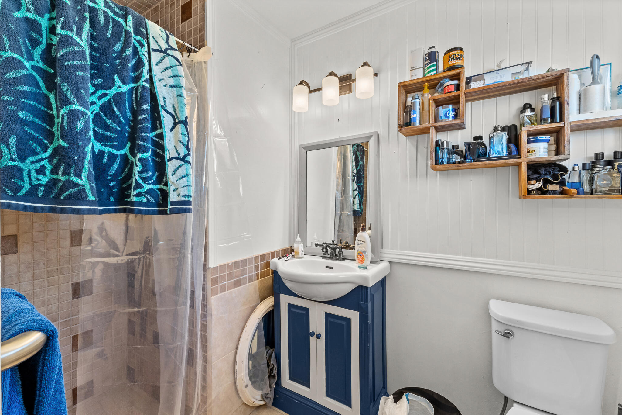 12967 Walnut Ave, Orosi, CA 93647