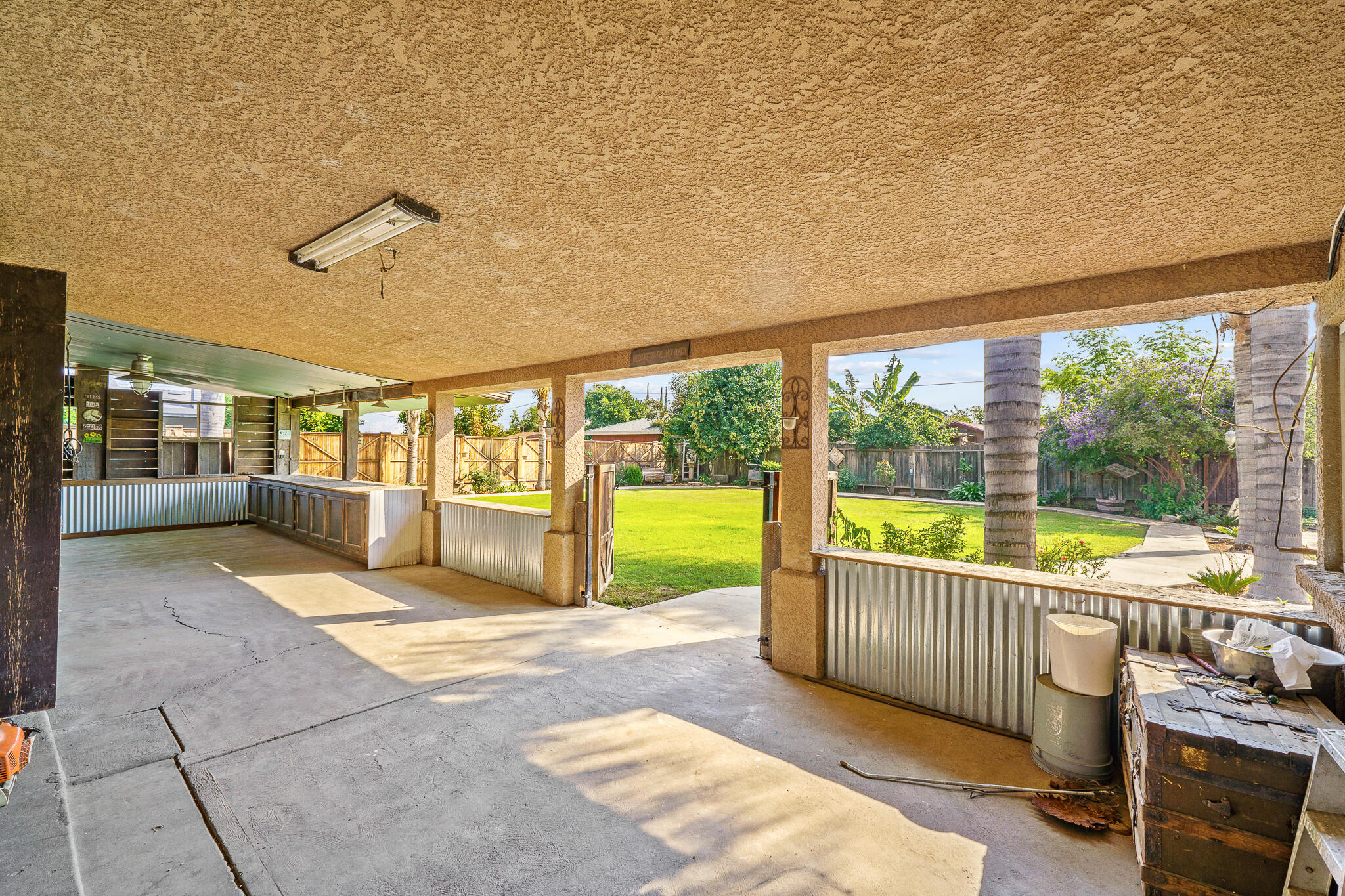 12967 Walnut Ave, Orosi, CA 93647