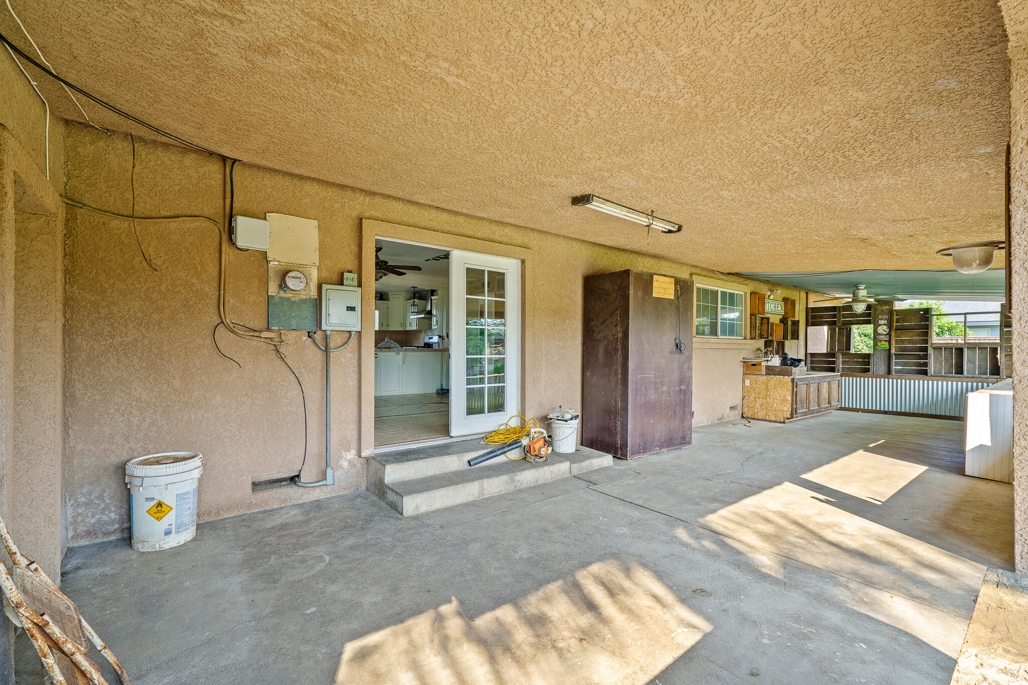 12967 Walnut Ave, Orosi, CA 93647