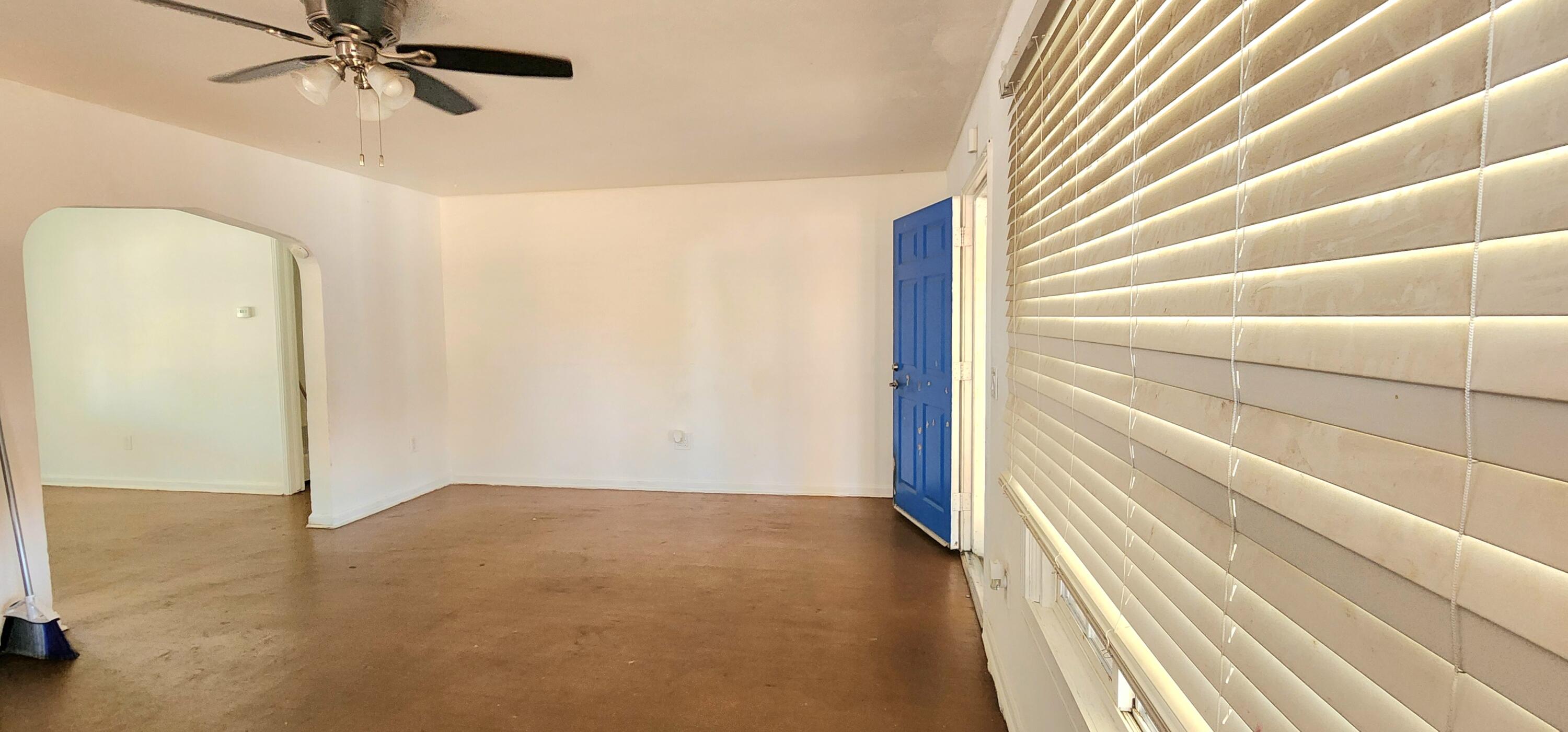 15711 Avenue 332 #332, Ivanhoe, CA 93235