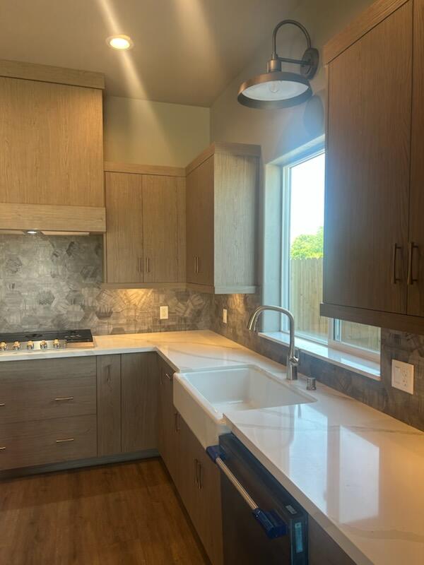 928 Hidden Ridge, Tulare, CA 93274