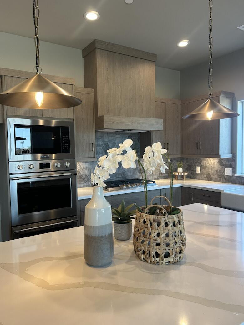 928 Hidden Ridge, Tulare, CA 93274