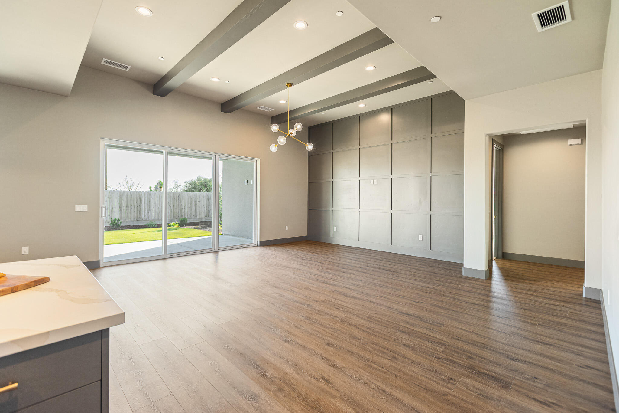 928 Hidden Ridge, Tulare, CA 93274