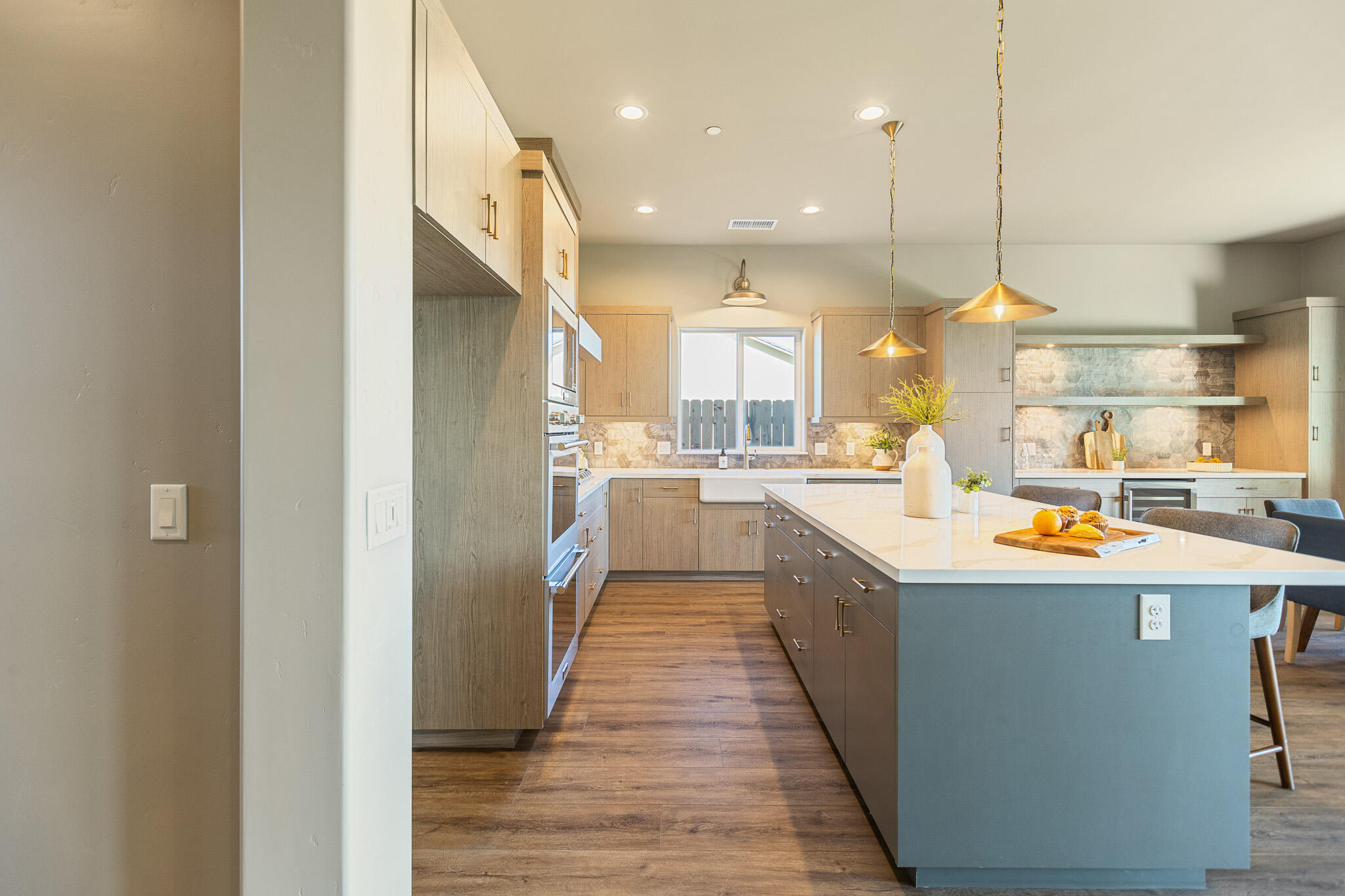 928 Hidden Ridge, Tulare, CA 93274