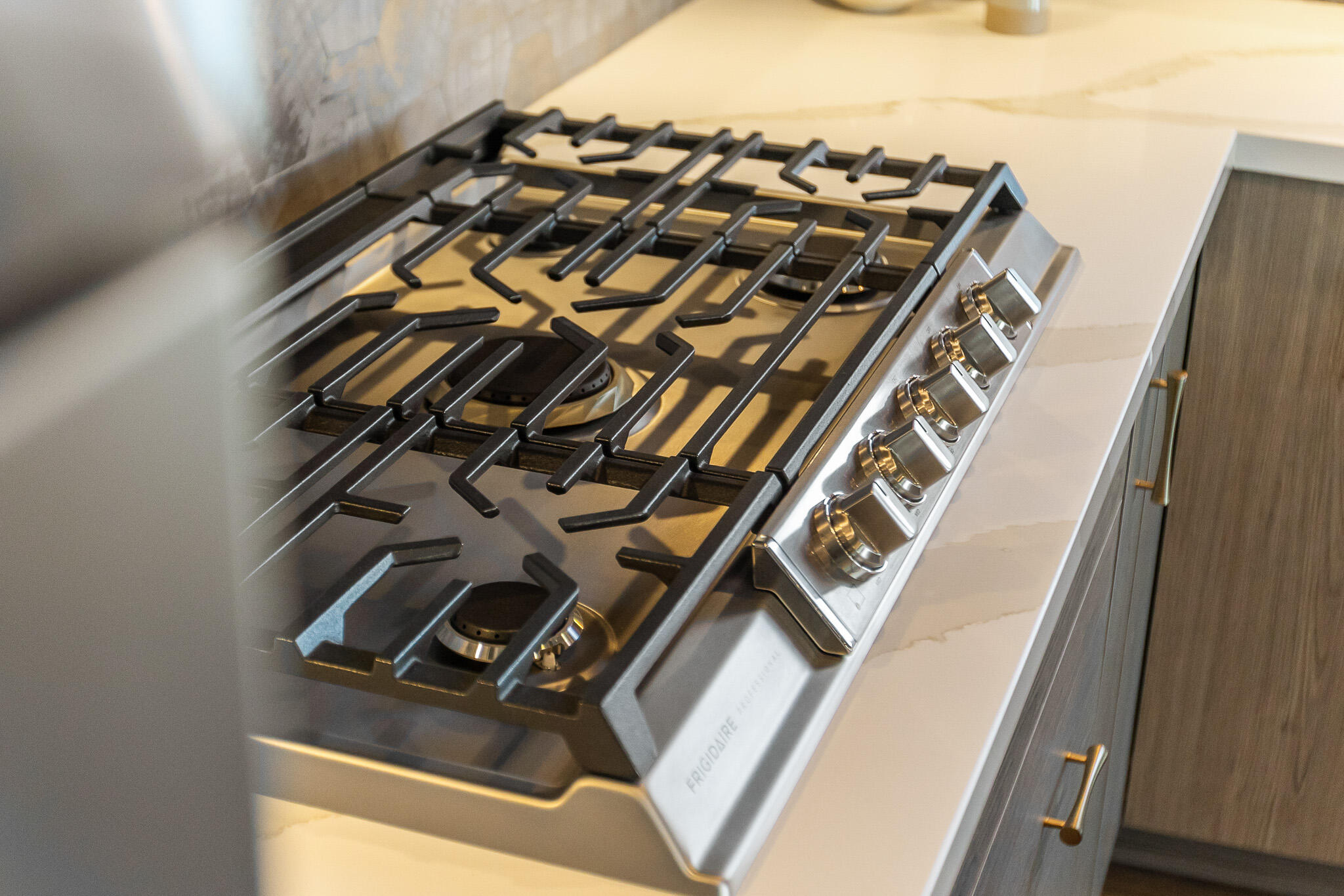 928 Hidden Ridge, Tulare, CA 93274