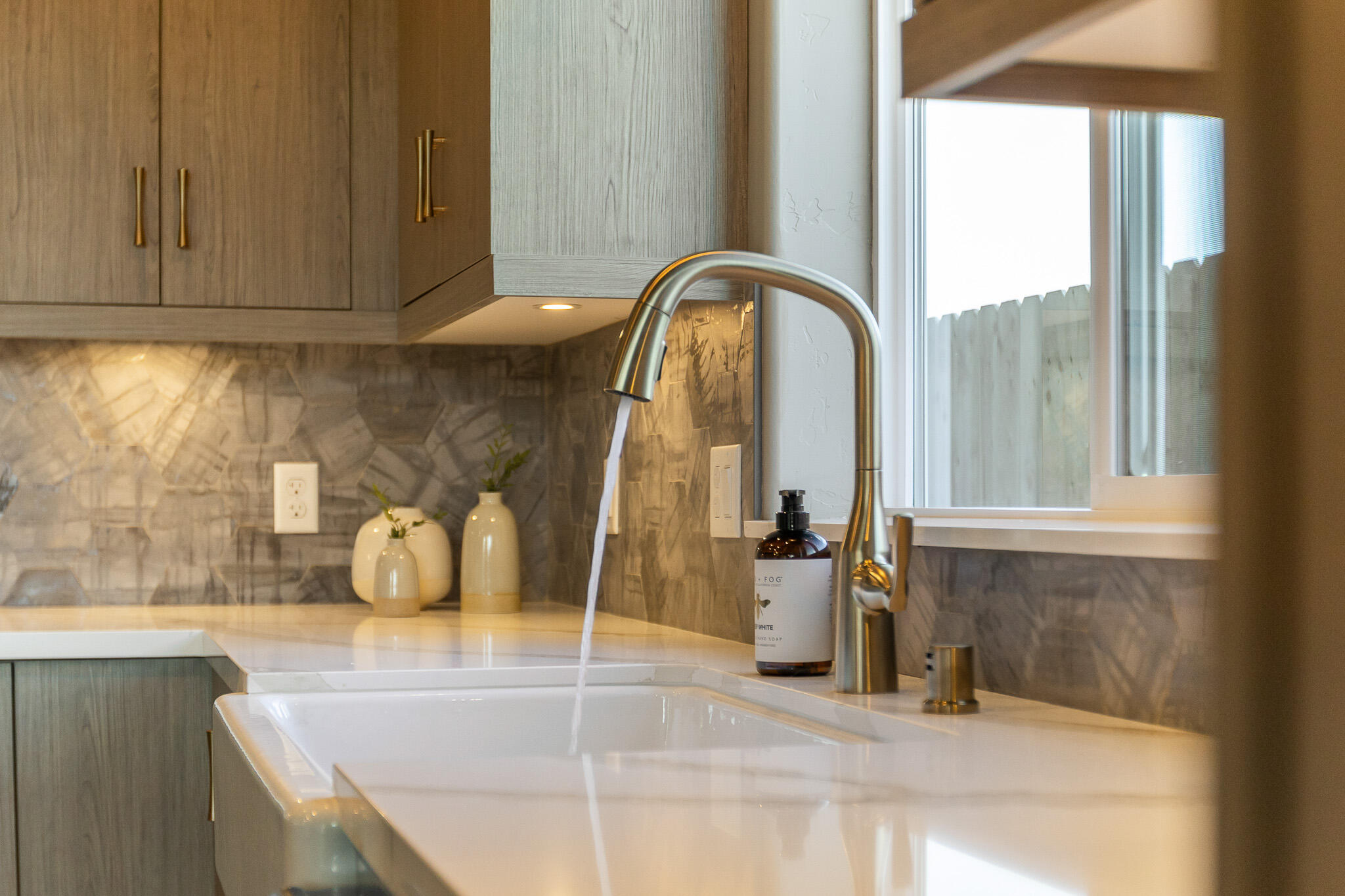 928 Hidden Ridge, Tulare, CA 93274