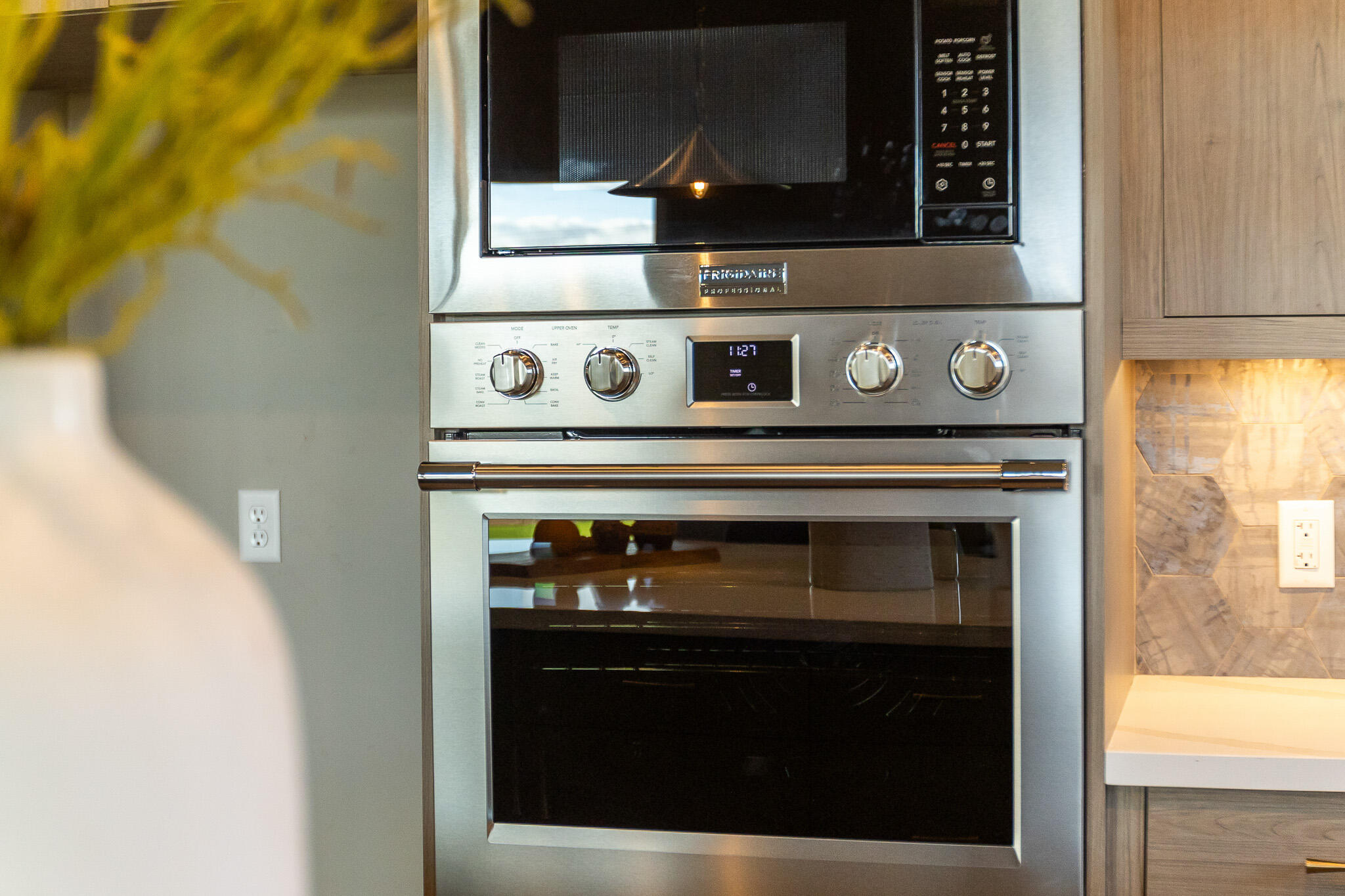 928 Hidden Ridge, Tulare, CA 93274