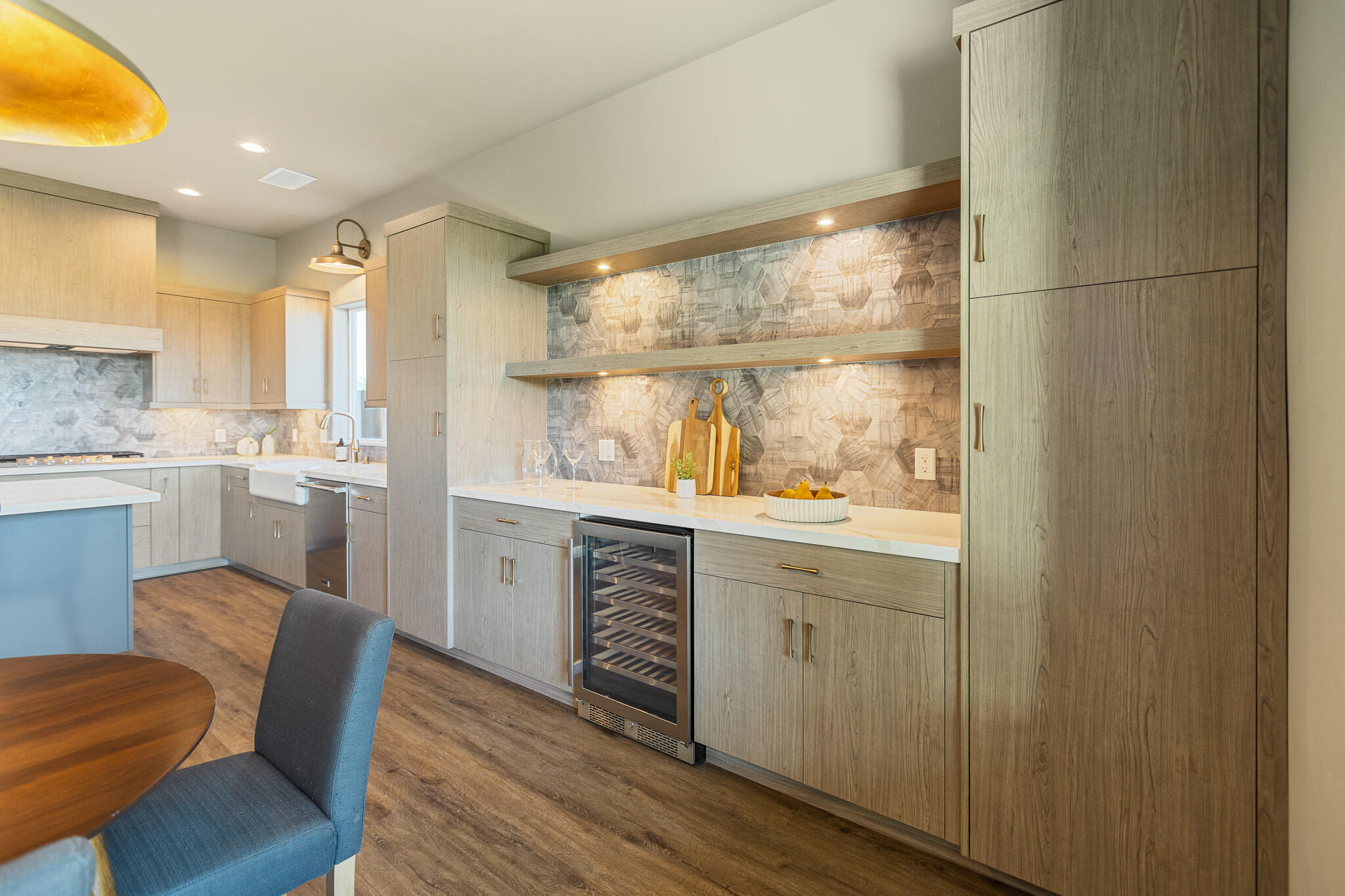 928 Hidden Ridge, Tulare, CA 93274