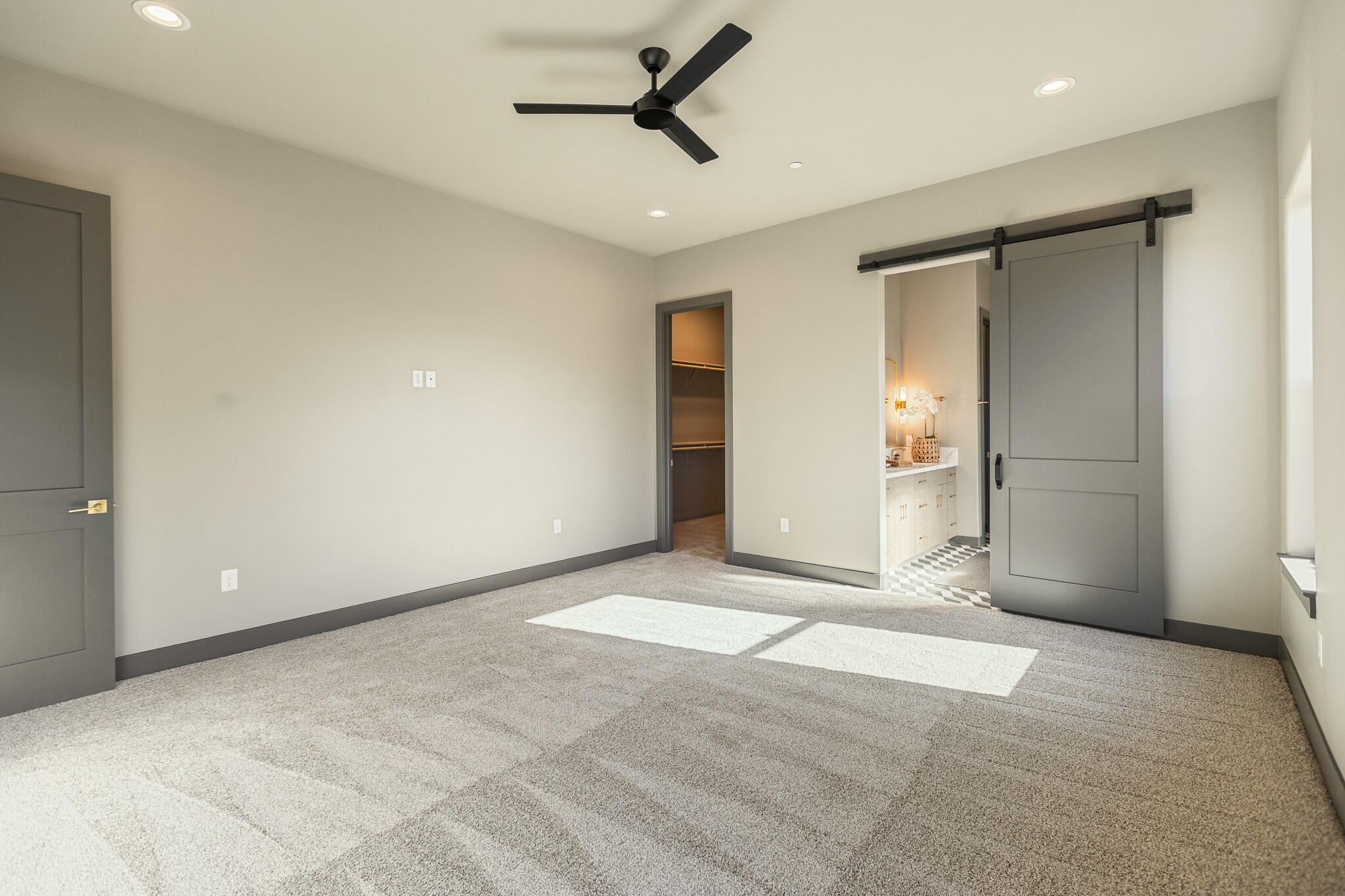 928 Hidden Ridge, Tulare, CA 93274