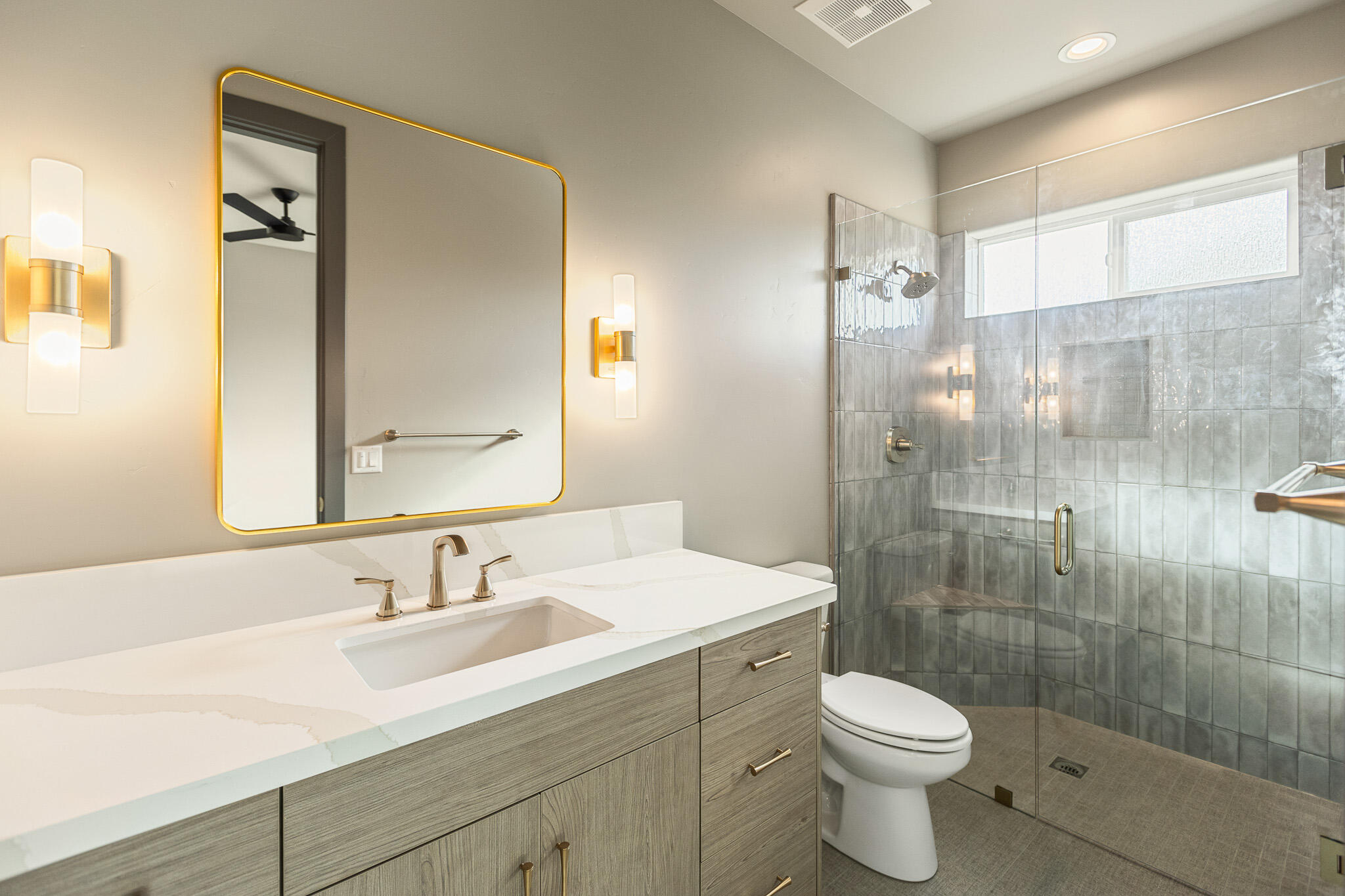 928 Hidden Ridge, Tulare, CA 93274