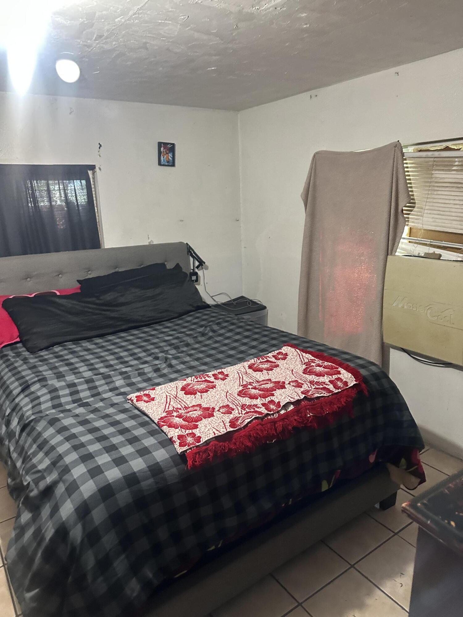 23072 Bruce Dr, Strathmore, CA 93267