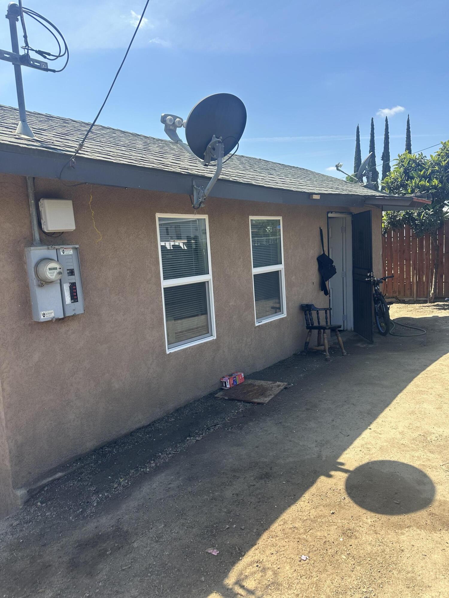 23072 Bruce Dr, Strathmore, CA 93267