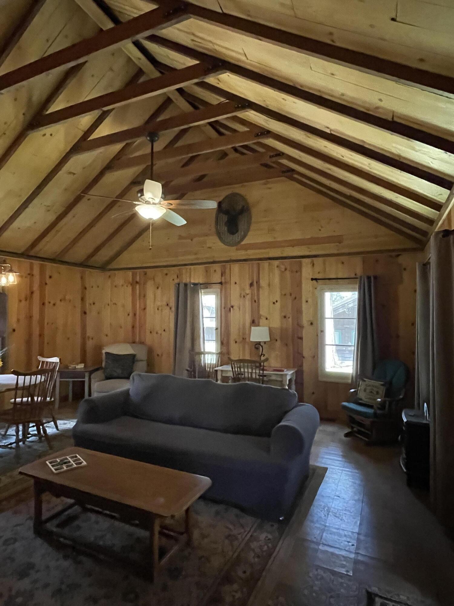 22 White River Rd, California Hot Springs, CA 93207