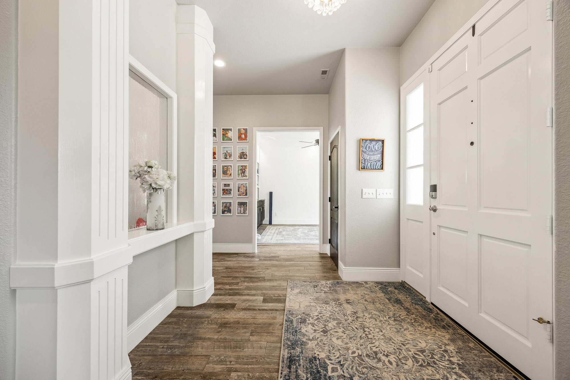 5502 W Nicholas Ct, Visalia, CA 93291