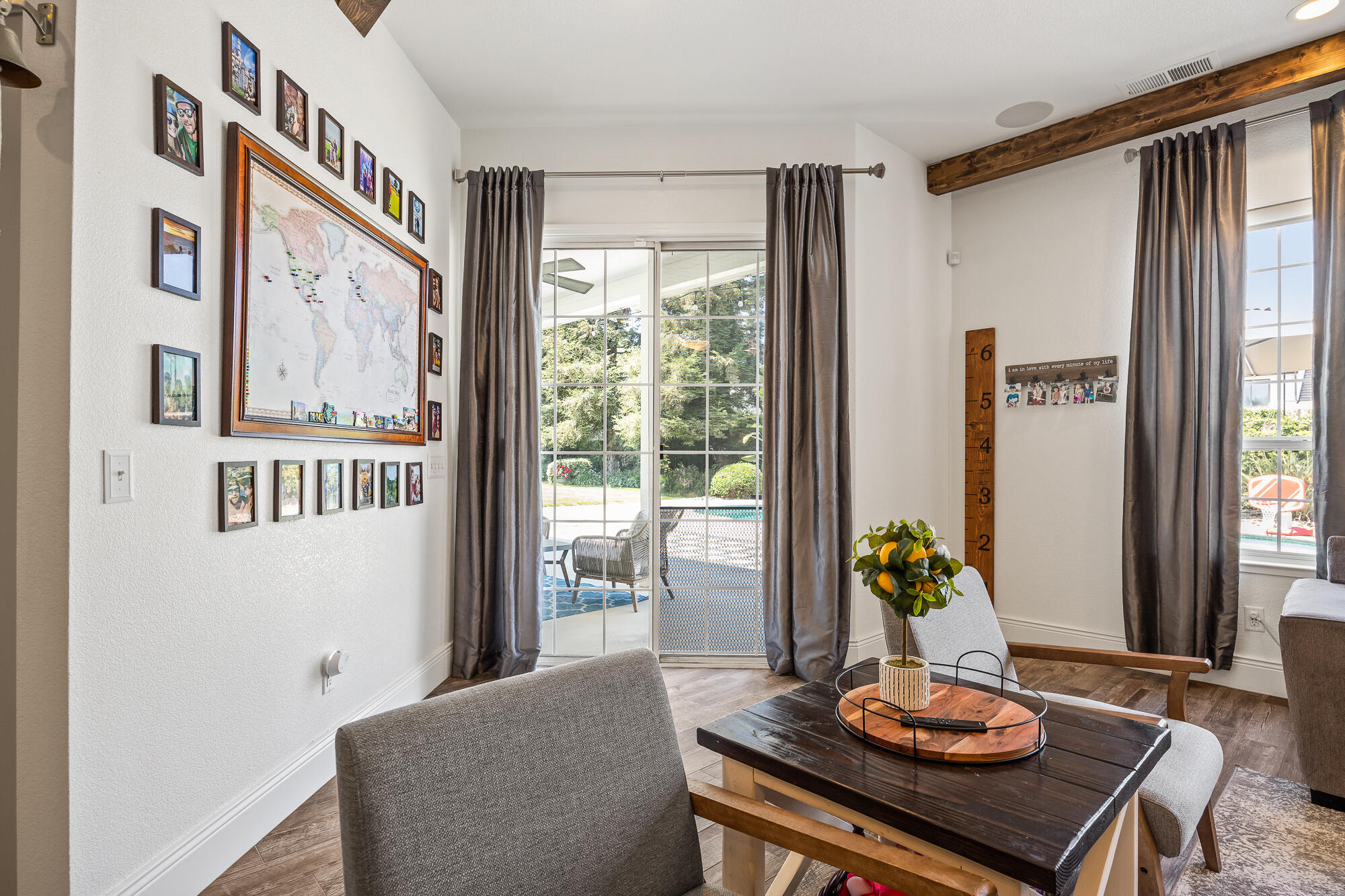 5502 W Nicholas Ct, Visalia, CA 93291