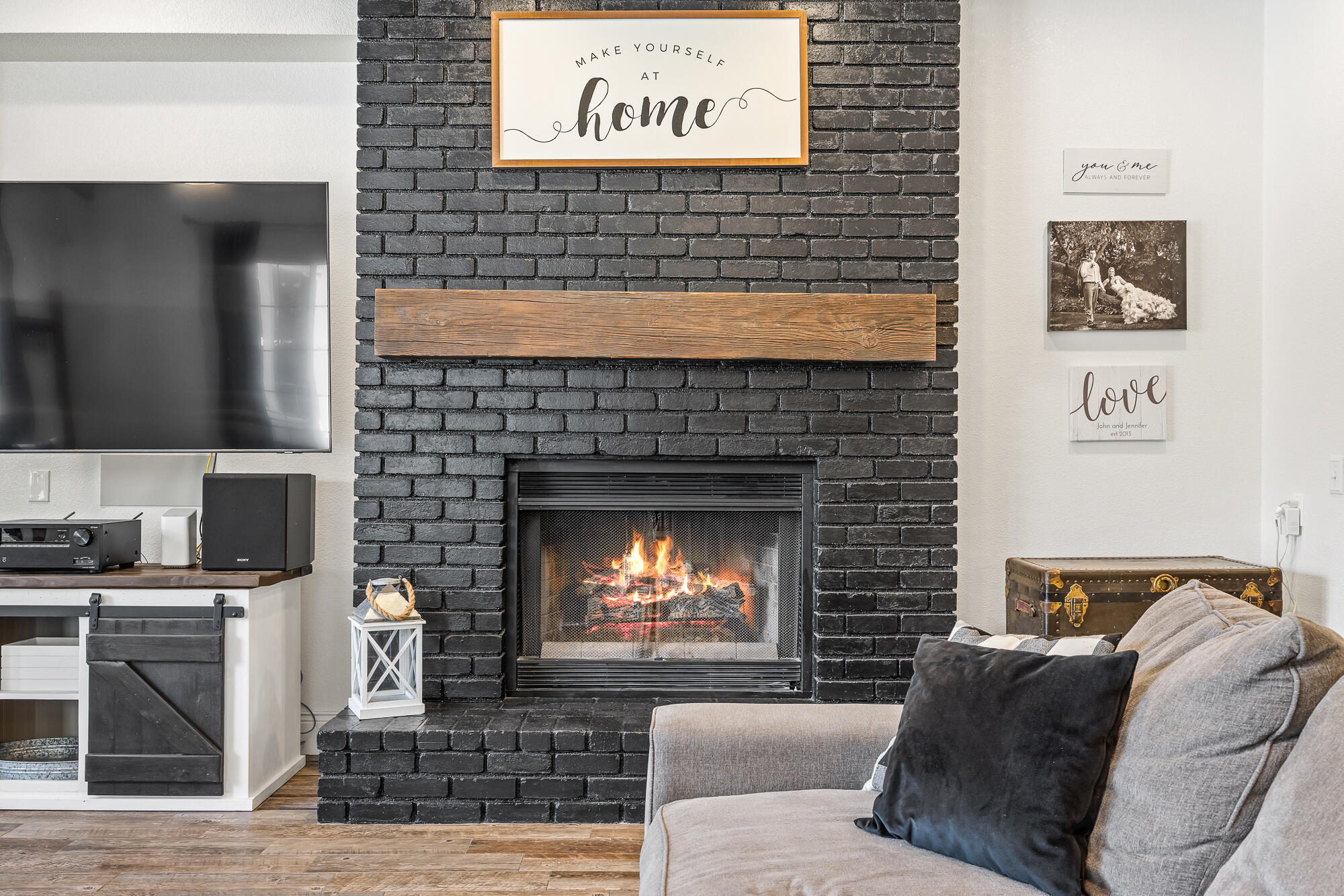 5502 W Nicholas Ct, Visalia, CA 93291