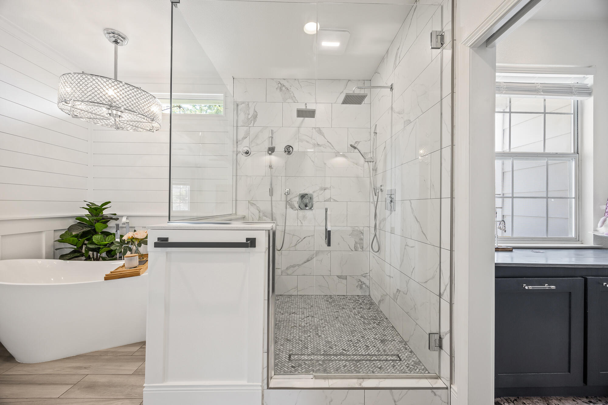 5502 W Nicholas Ct, Visalia, CA 93291