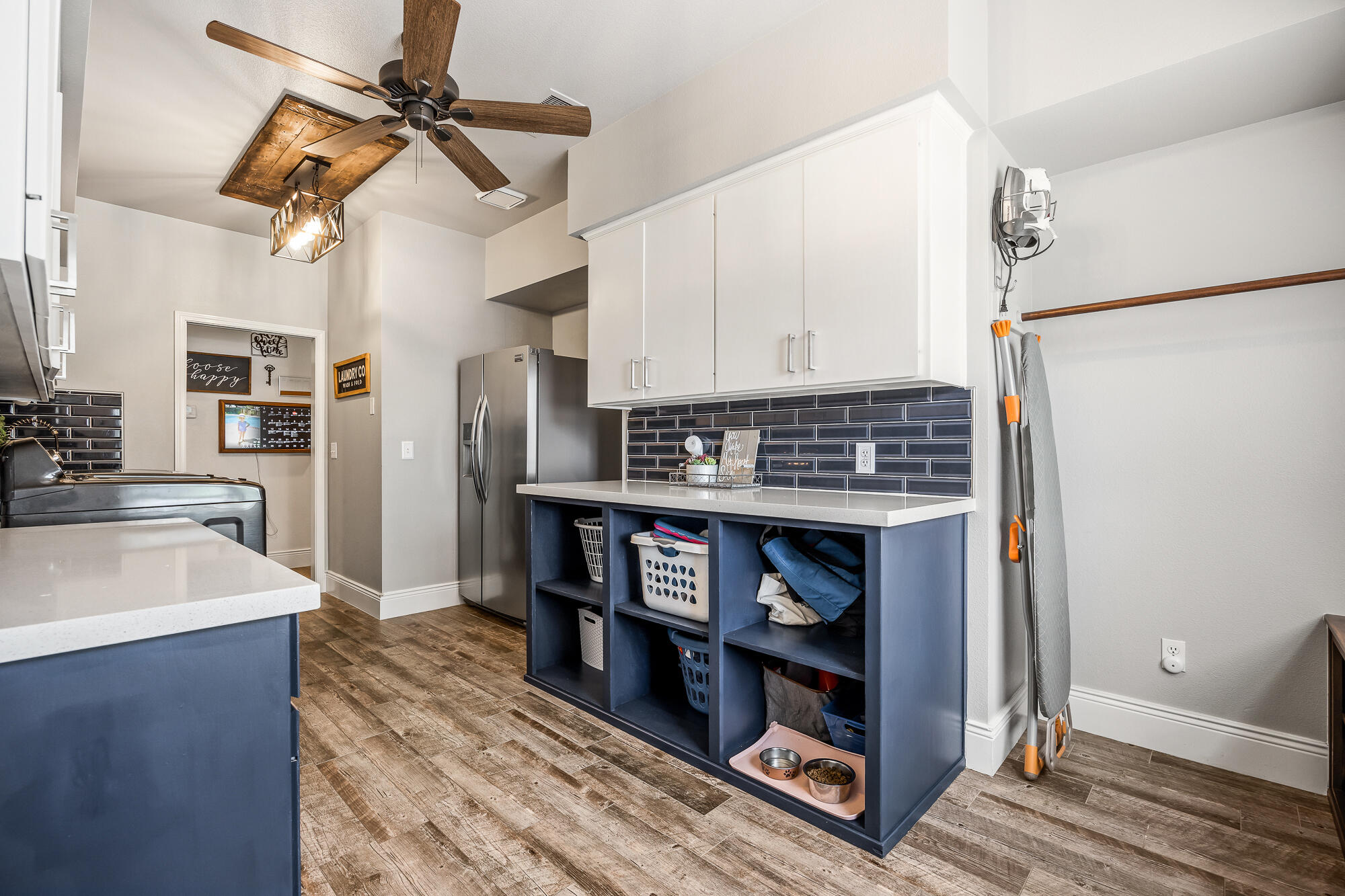 5502 W Nicholas Ct, Visalia, CA 93291