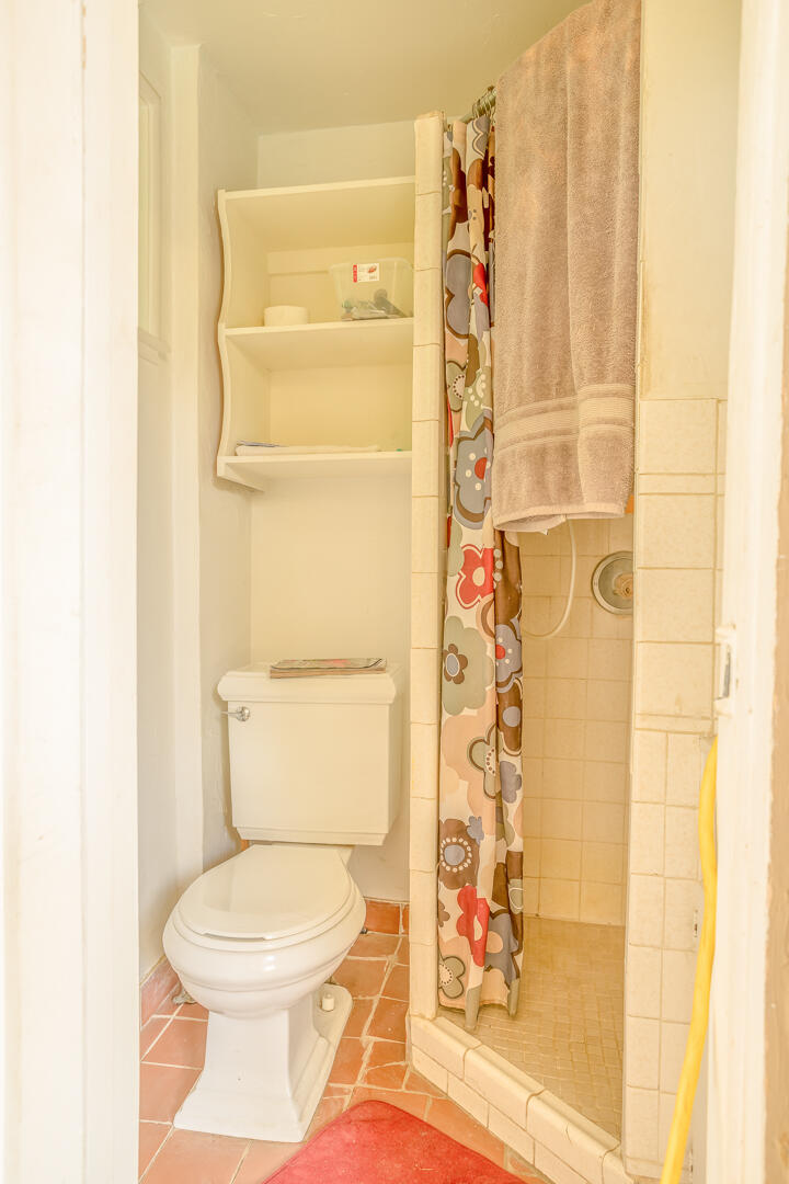 15813 Ave 328, Ivanhoe, CA 93235