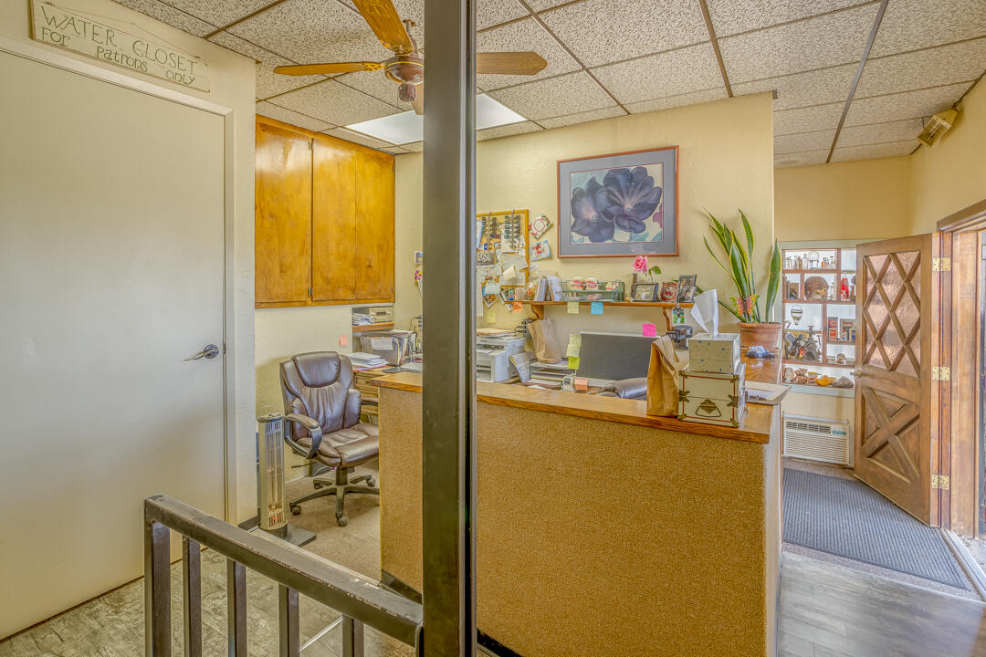 15813 Ave 328, Ivanhoe, CA 93235